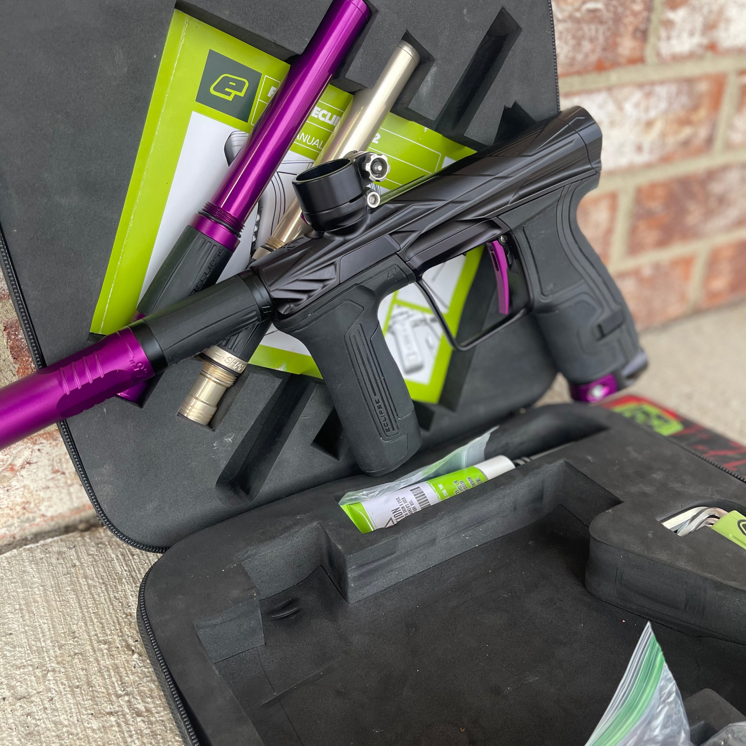 Used Planet Eclipse/HK Army CS2 Pro Invader Paintball Gun - Black/Purple w/ 3 FL Backs