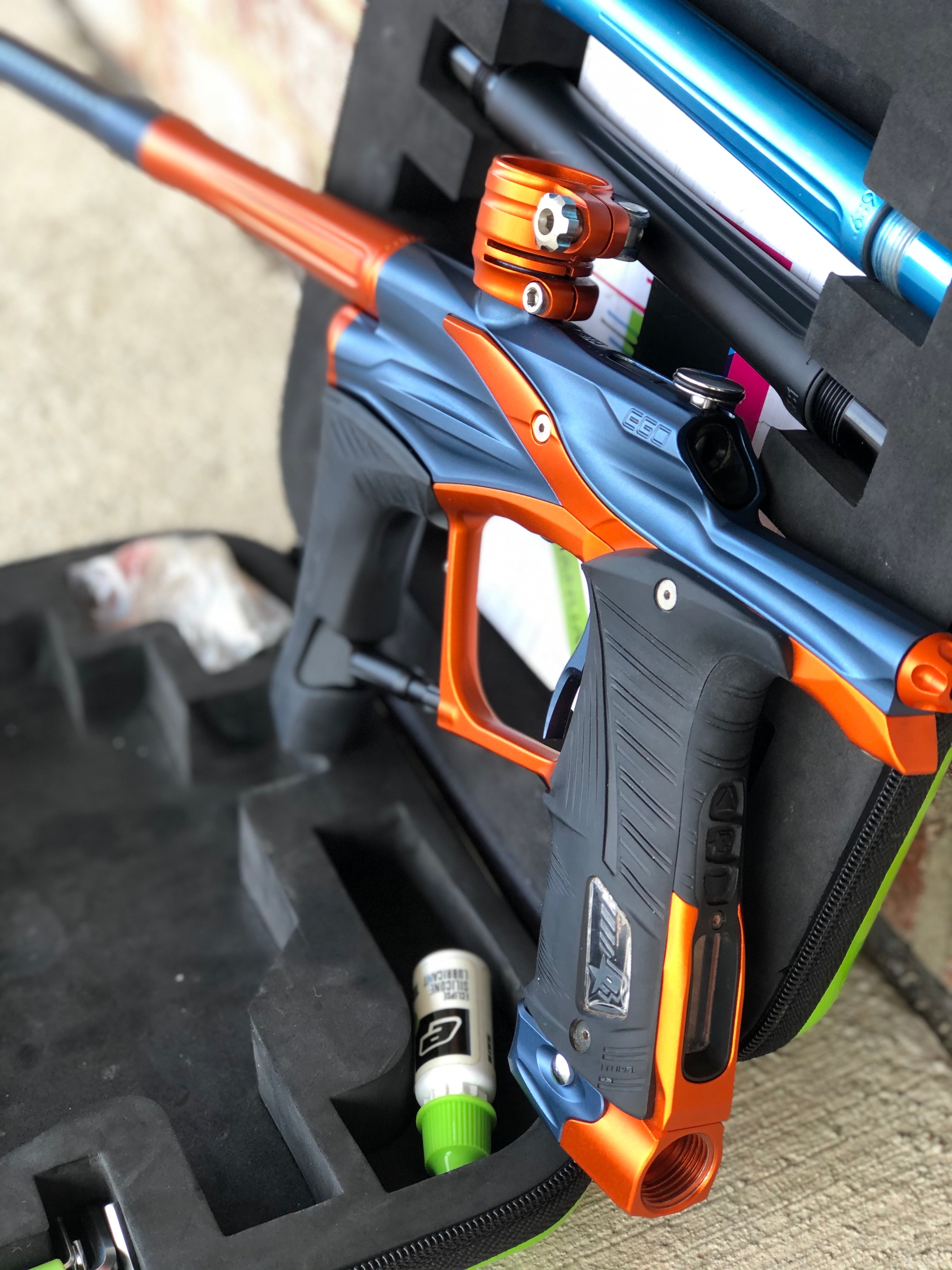 Used Planet Eclipse LV1.1 Paintball Gun - Blue/Orange