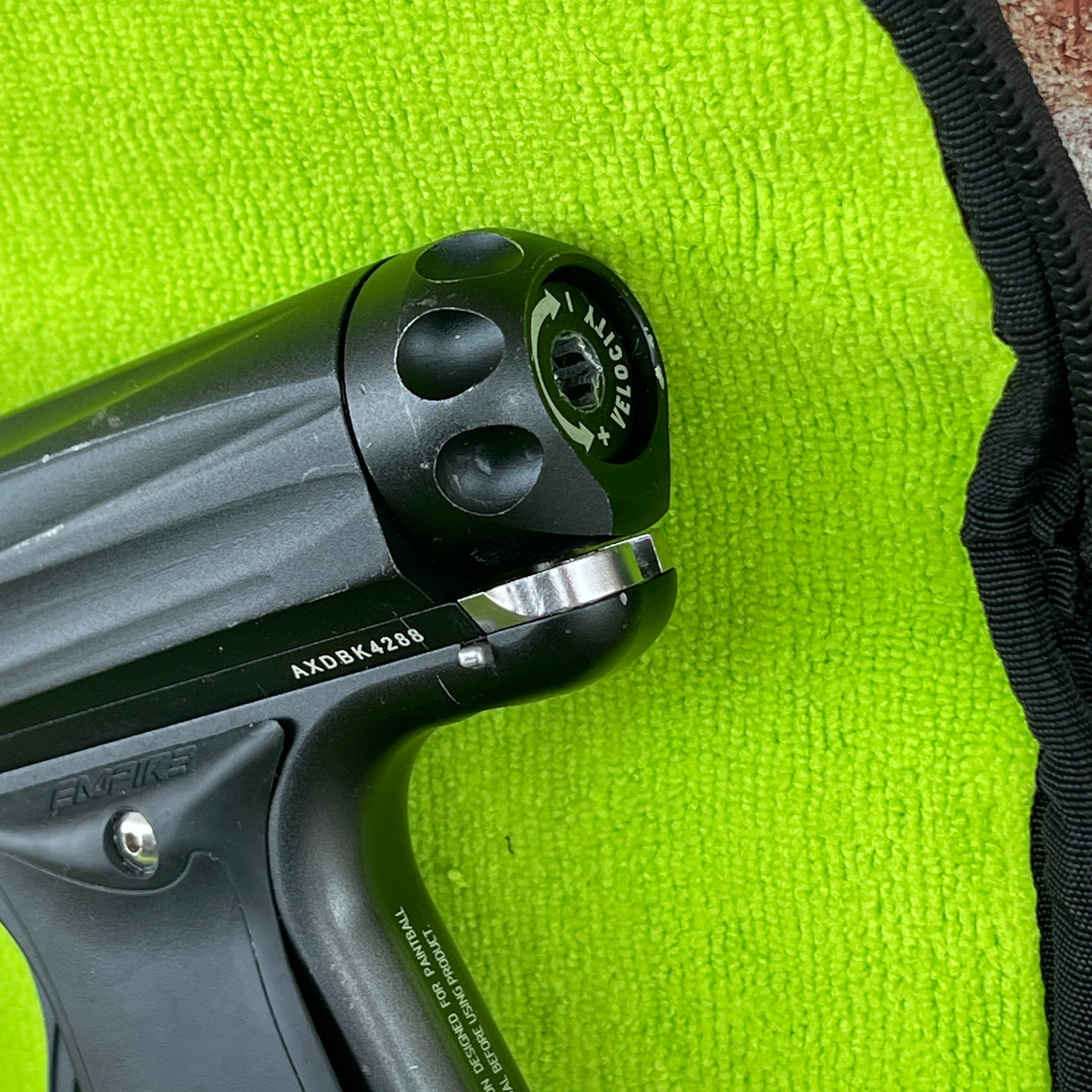 Used Empire Axe Paintball Gun - Black w/ Low rise Feedneck & Exalt Case