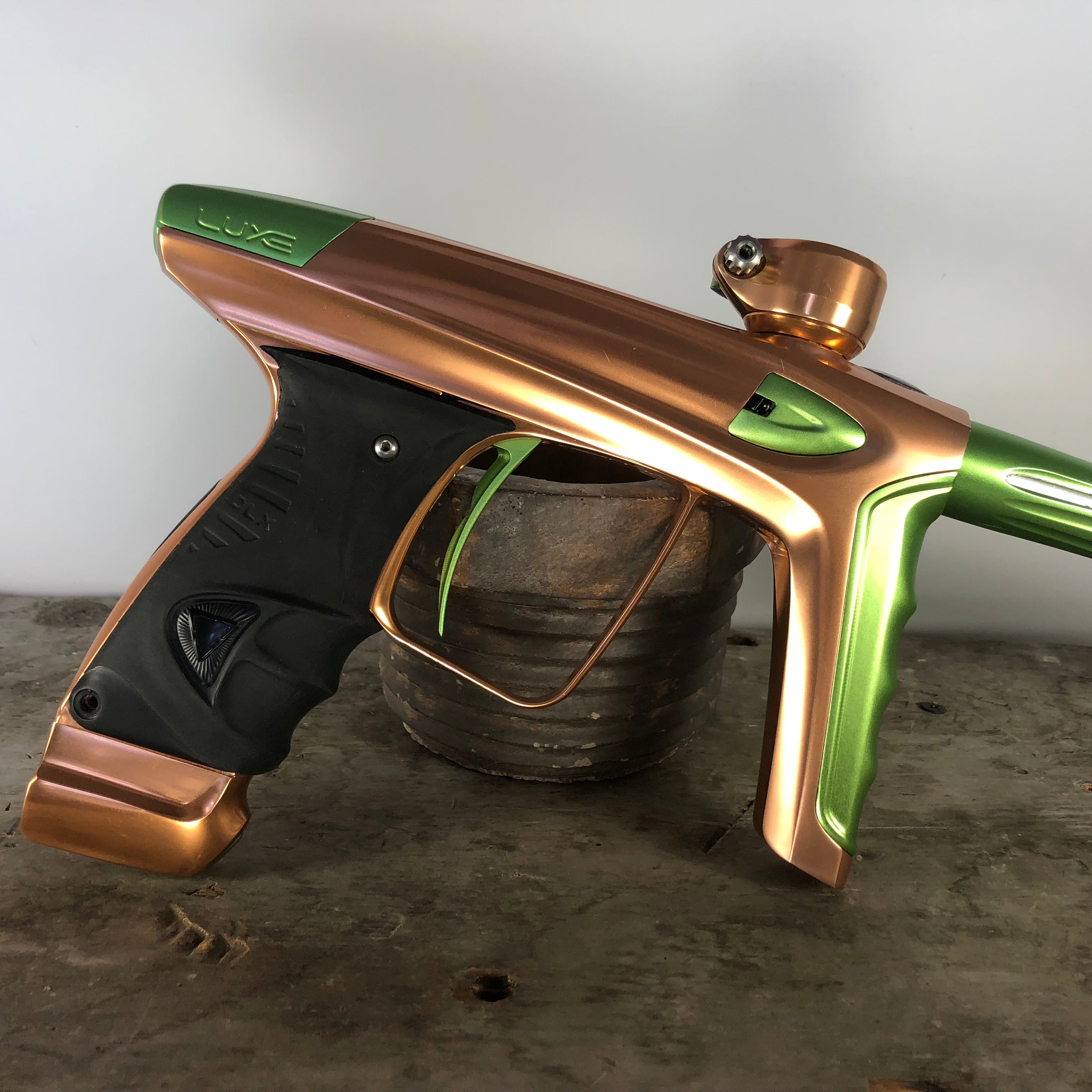 Used Dlx Luxe Ice - copper / green
