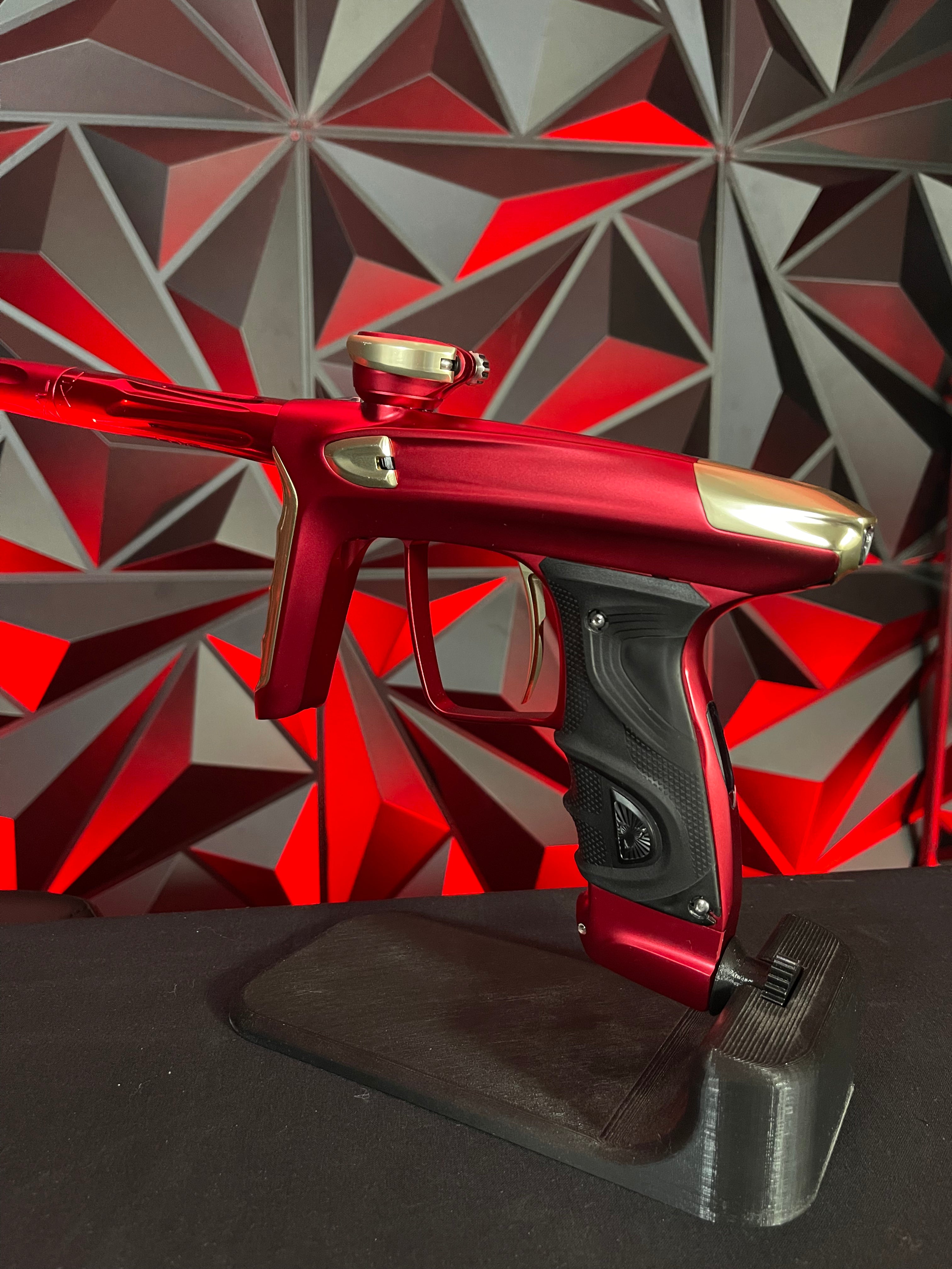 Used DLX Luxe TM40 Paintball Gun - Dust Red / Gloss Gold