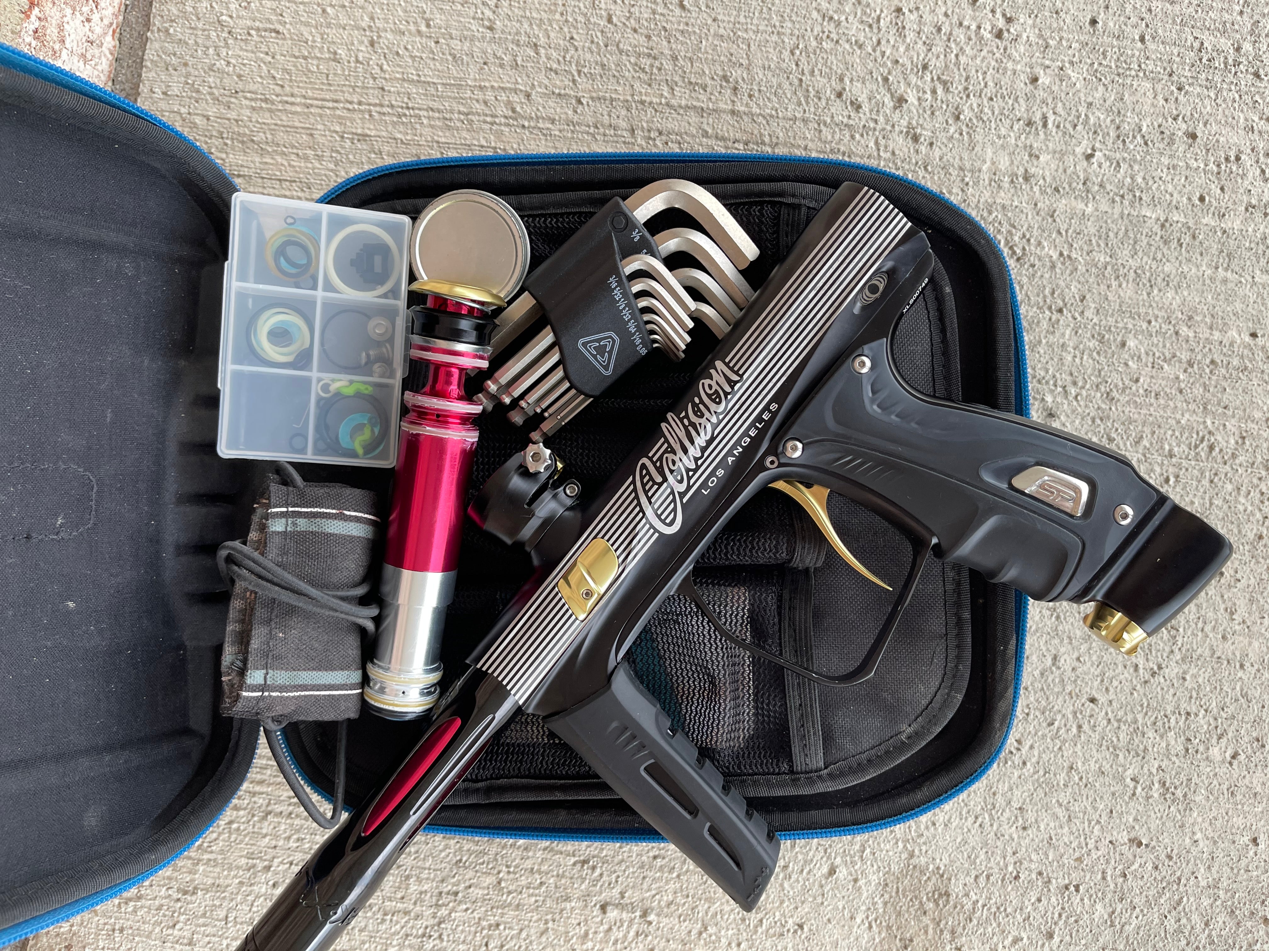 Used Shocker XLS Paintball Gun - LA Collision - Black/Gold