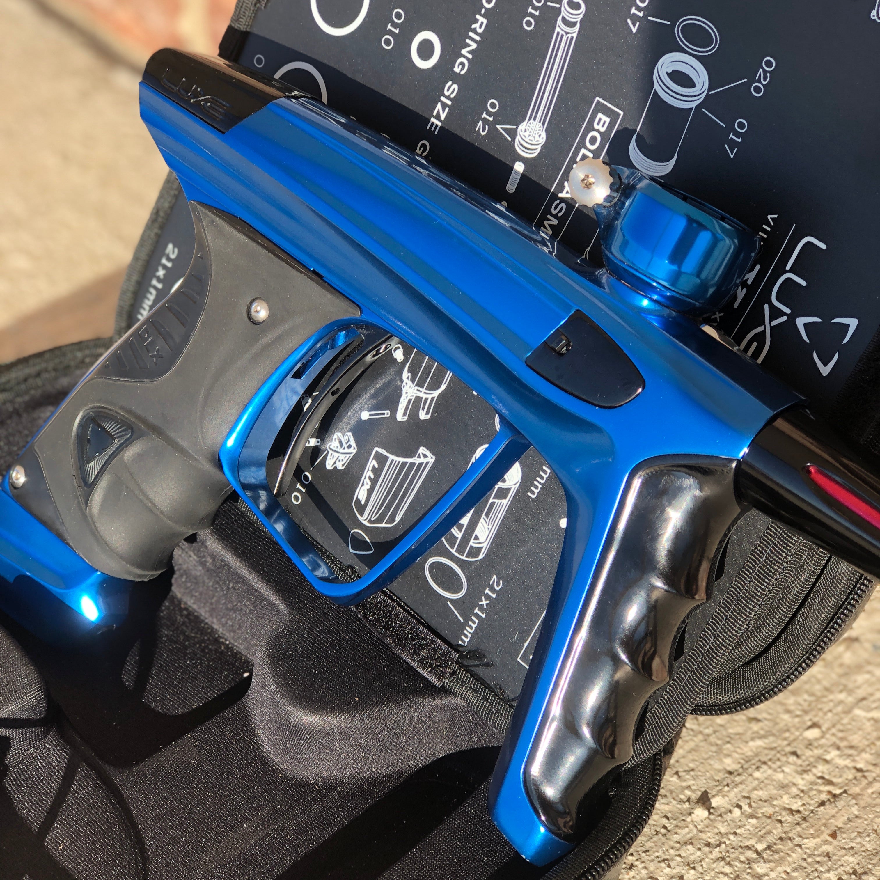 Used DLX Luxe X Paintball Gun - Polished Blue