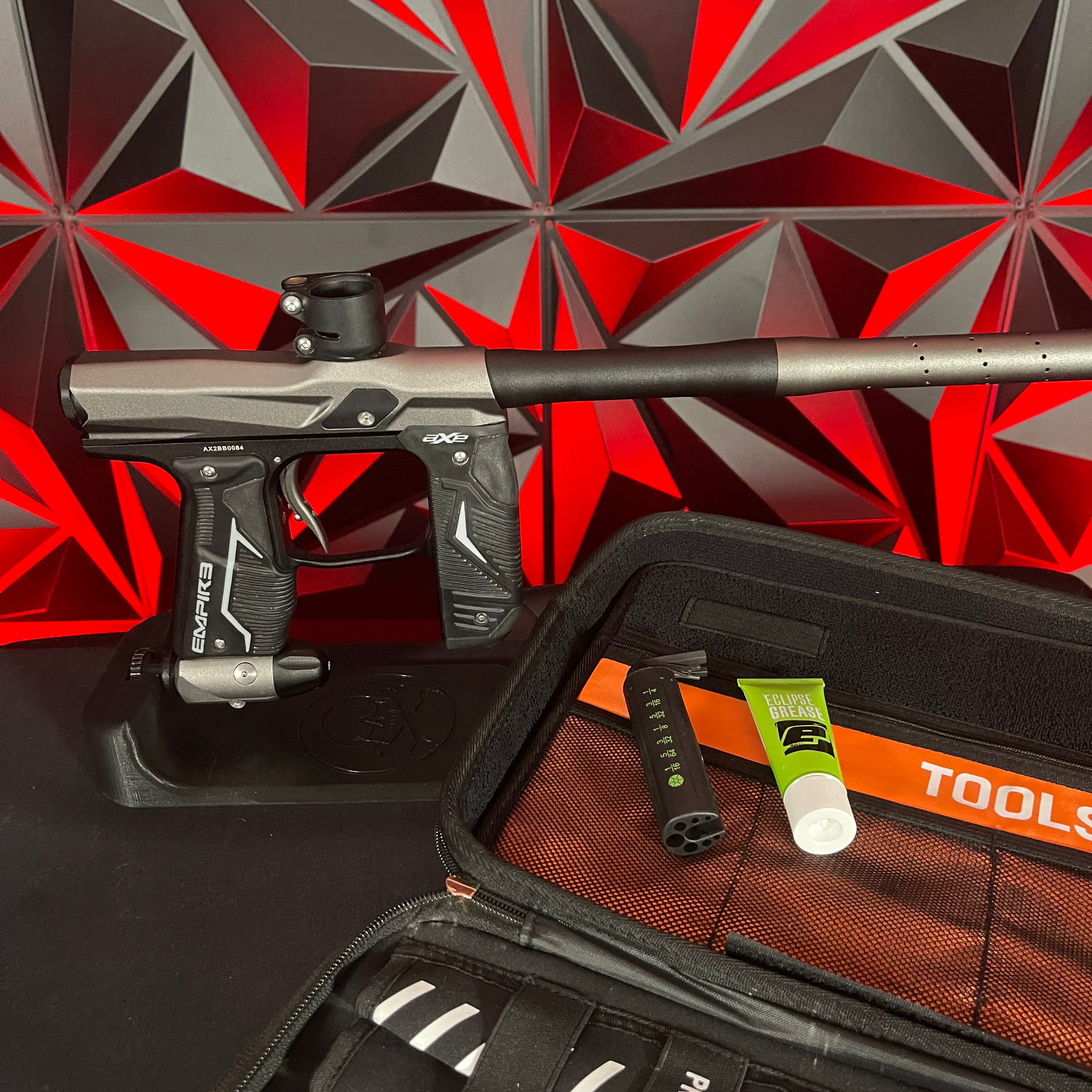 Used Empire Axe 2.0 - Grey/Black w/ XL HK Army Marker Case