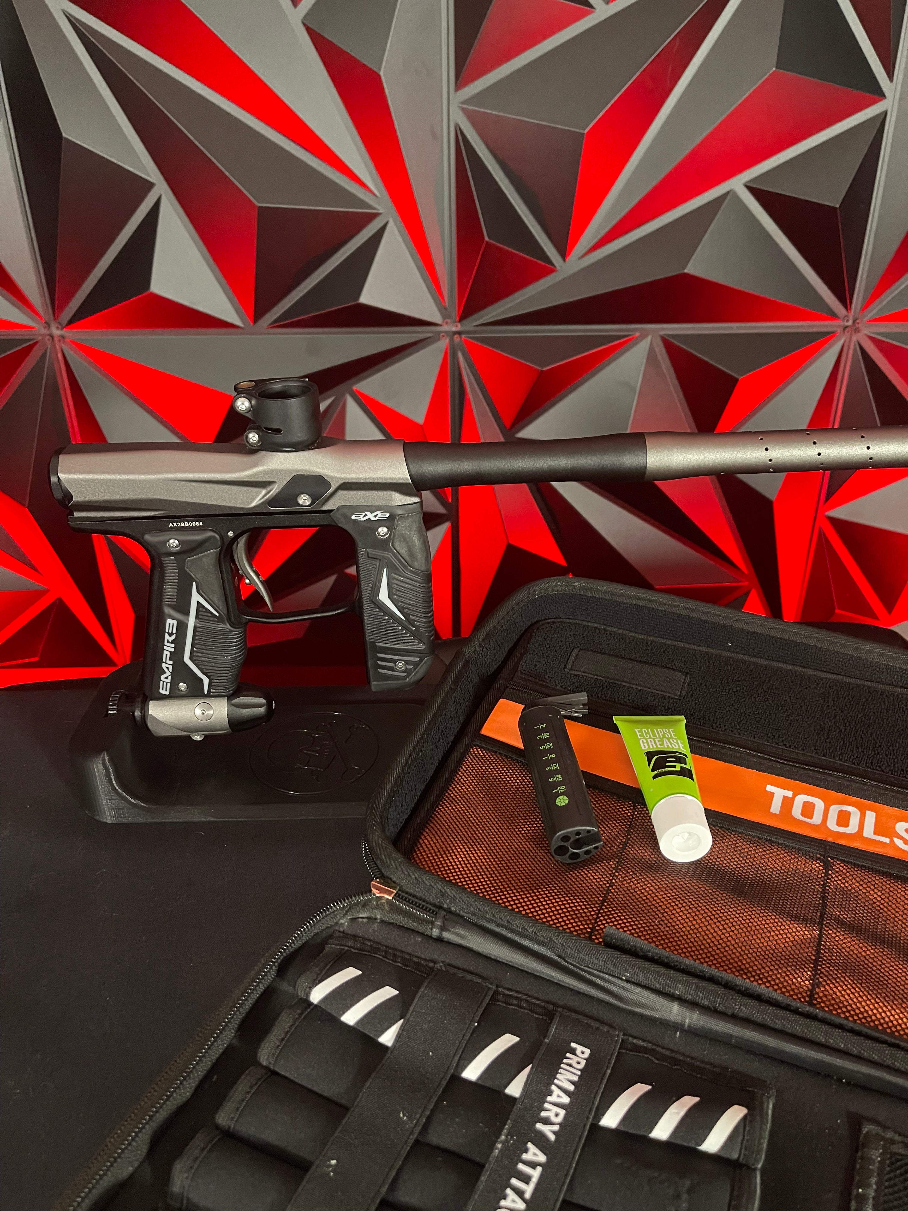 Used Empire Axe 2.0 - Grey/Black w/ XL HK Army Marker Case