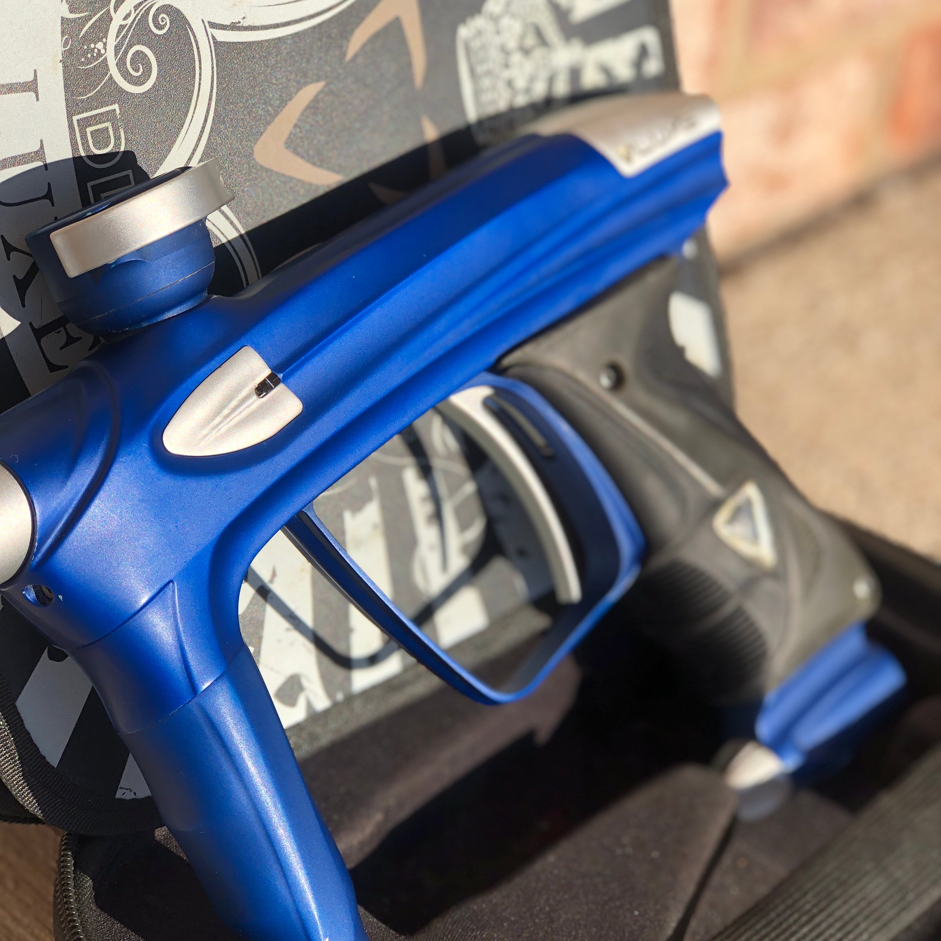 Used DLX Luxe 2.0 Oled Paintball Gun - Blue / Silver