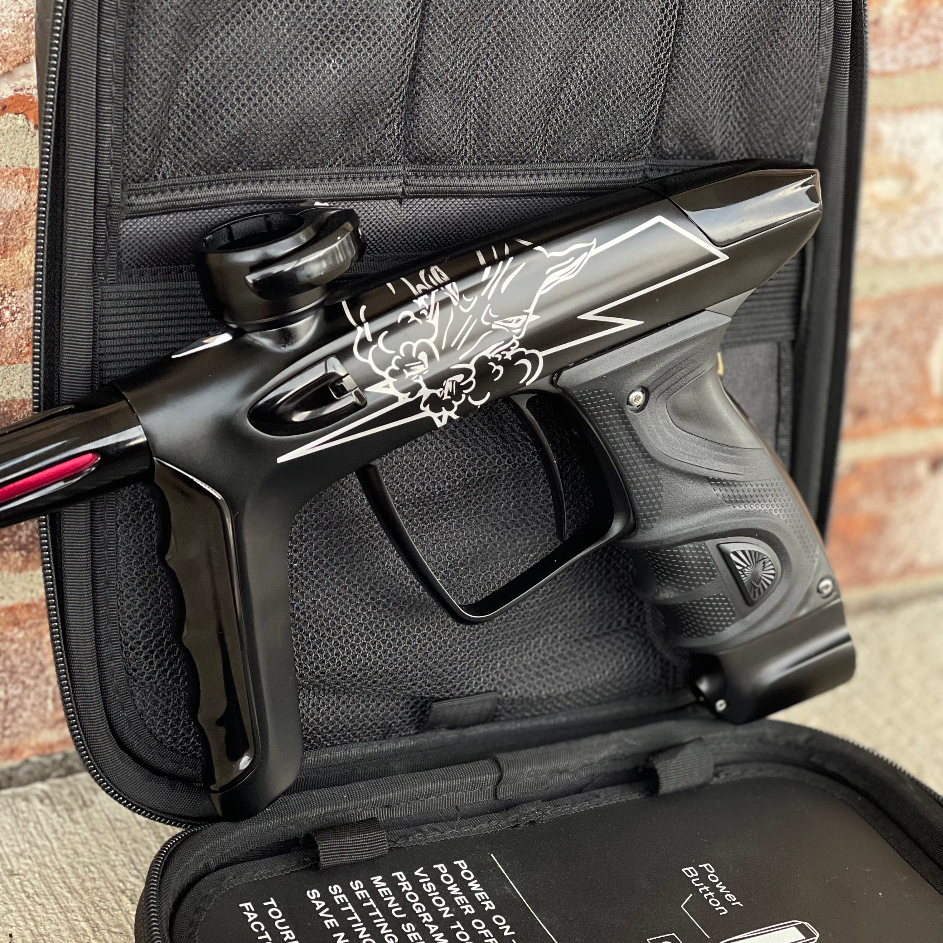 Used DLX Luxe TM40 Paintball Gun - LE Thunderhorse