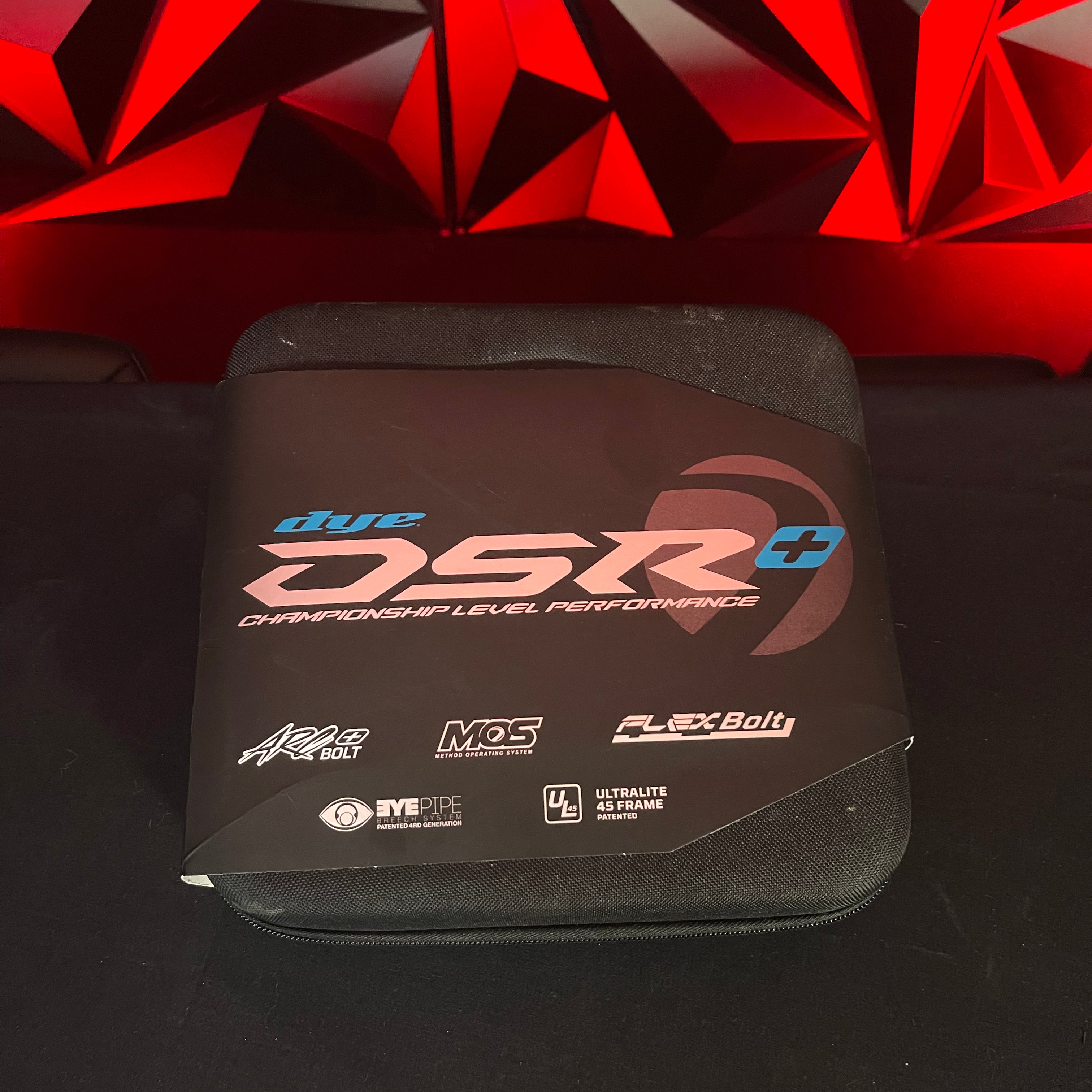 Used Dye DSR+ Paintball Gun - Deep Blue (Polished Blue/Polished Black) w/ IM Pro Kit