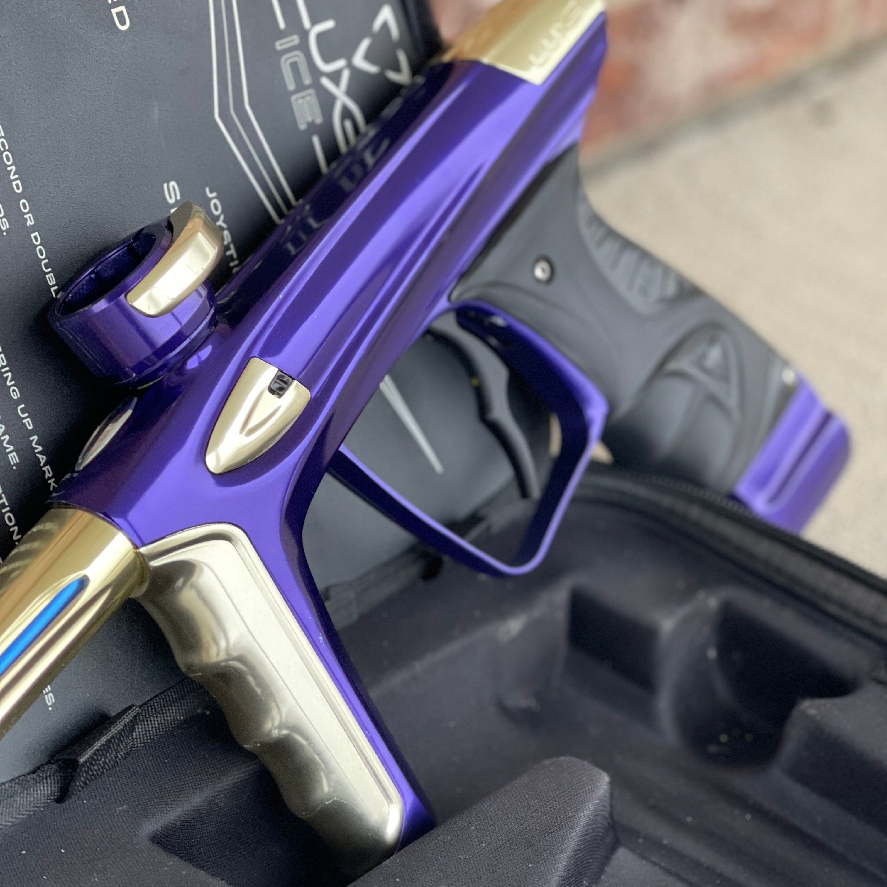 Used DLX Luxe Ice Paintball Gun - Gloss/Purple