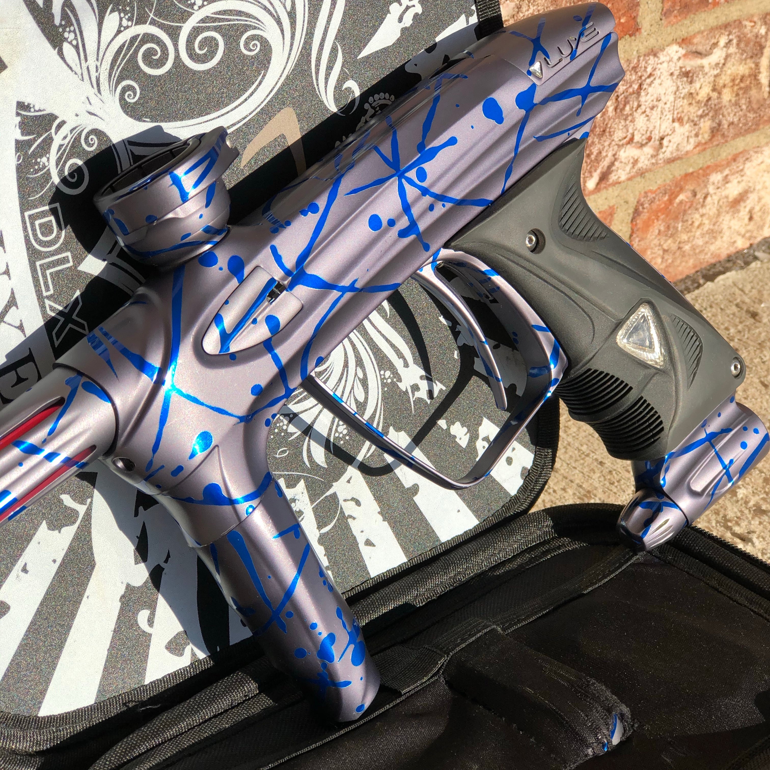 Used DLX Luxe 2.0 Oled Paintball Gun - Grey / Blue Splash LIMITED