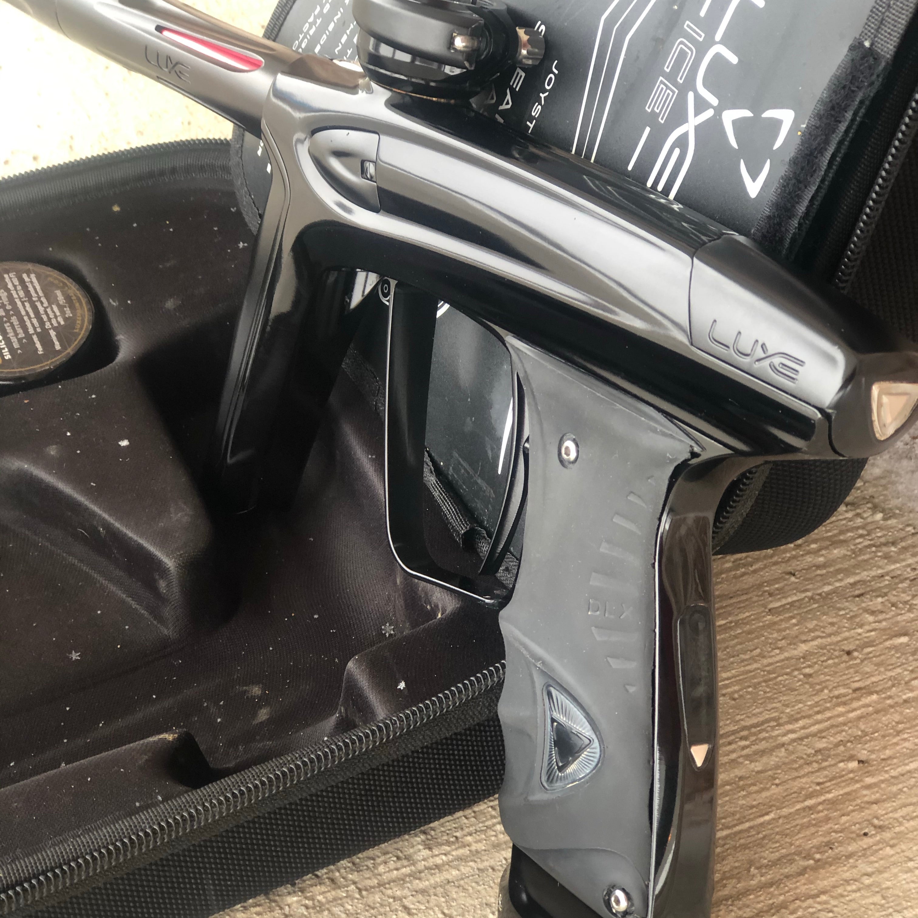 Used DLX Luxe Ice Paintball Marker - Gloss Black/Dust Black