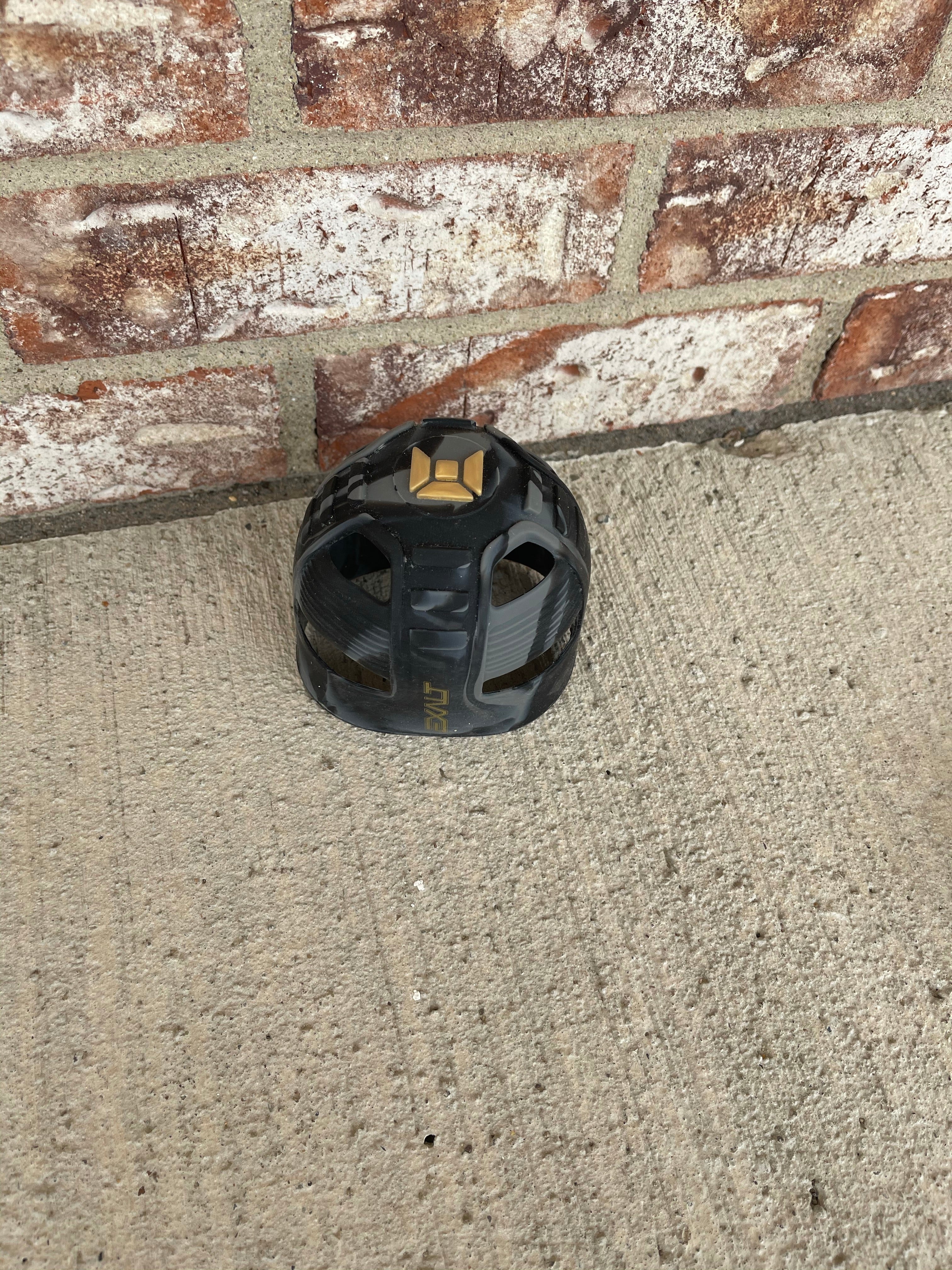 Used Exalt Tank Grip- Black/Grey Swirl