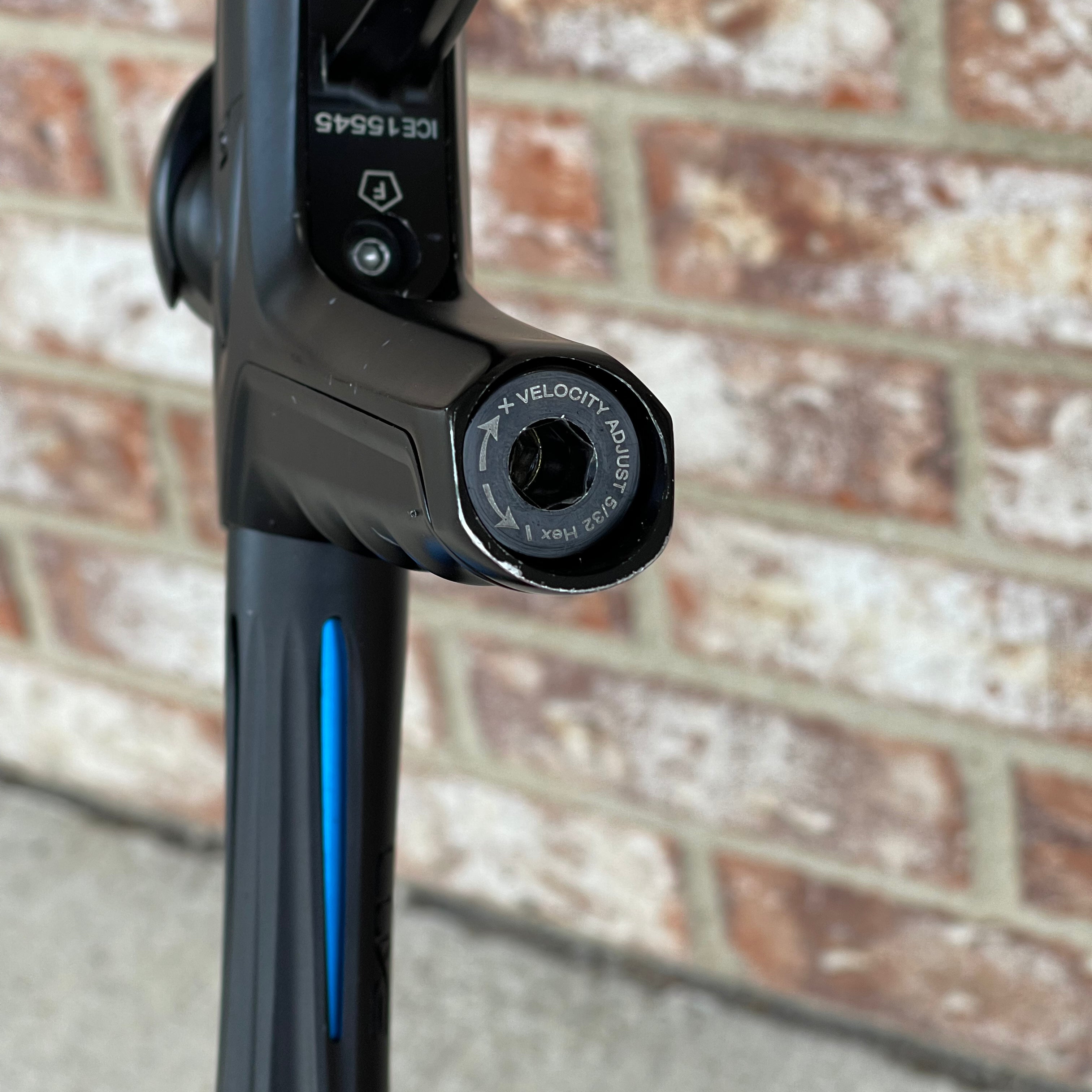 Used DLX Luxe Ice Paintball Gun - Dust Black