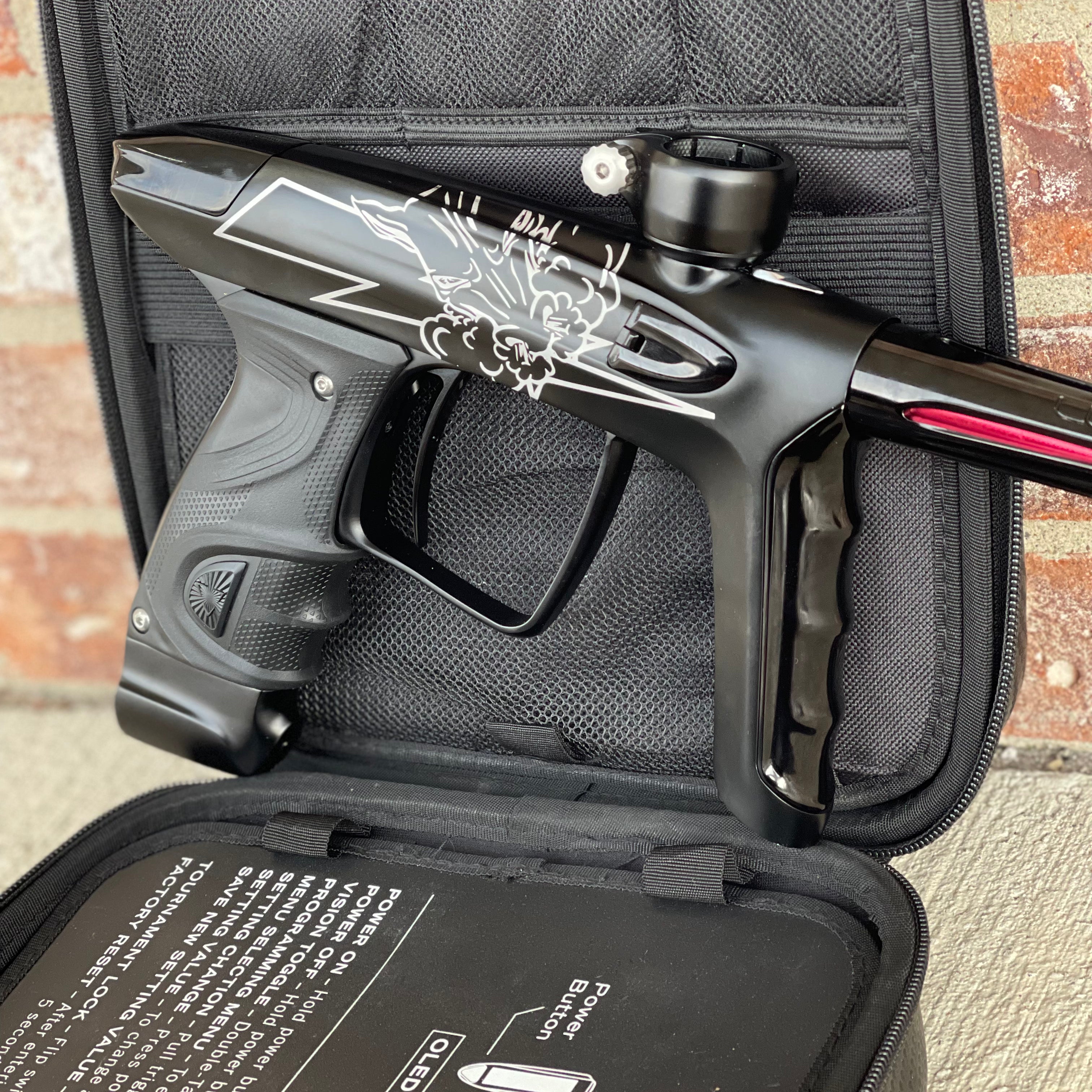 Used DLX Luxe TM40 Paintball Gun - LE Thunderhorse