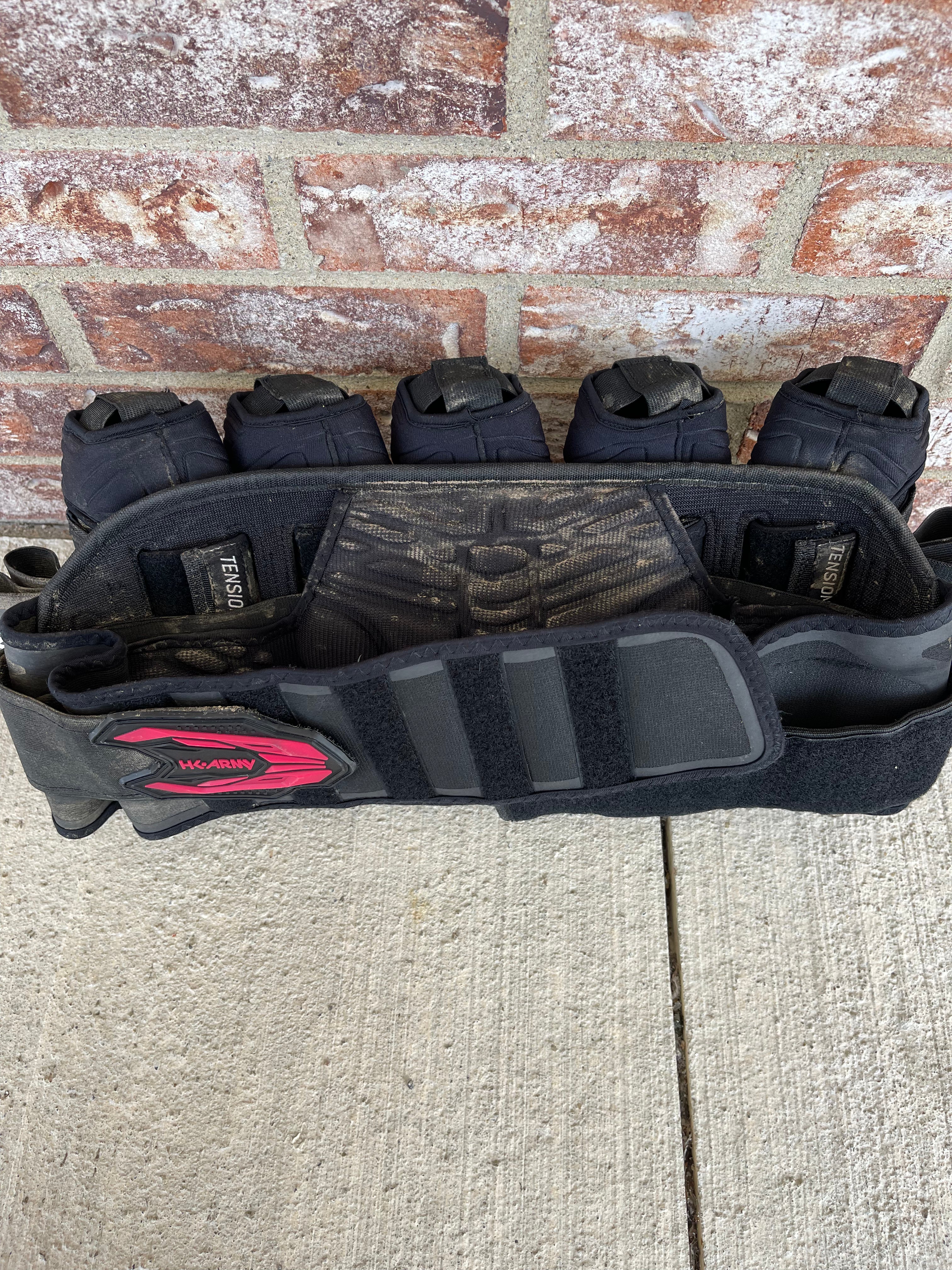 Used HK Army Zero G 5 + 8 Paintball Pod Pack- Black/Red