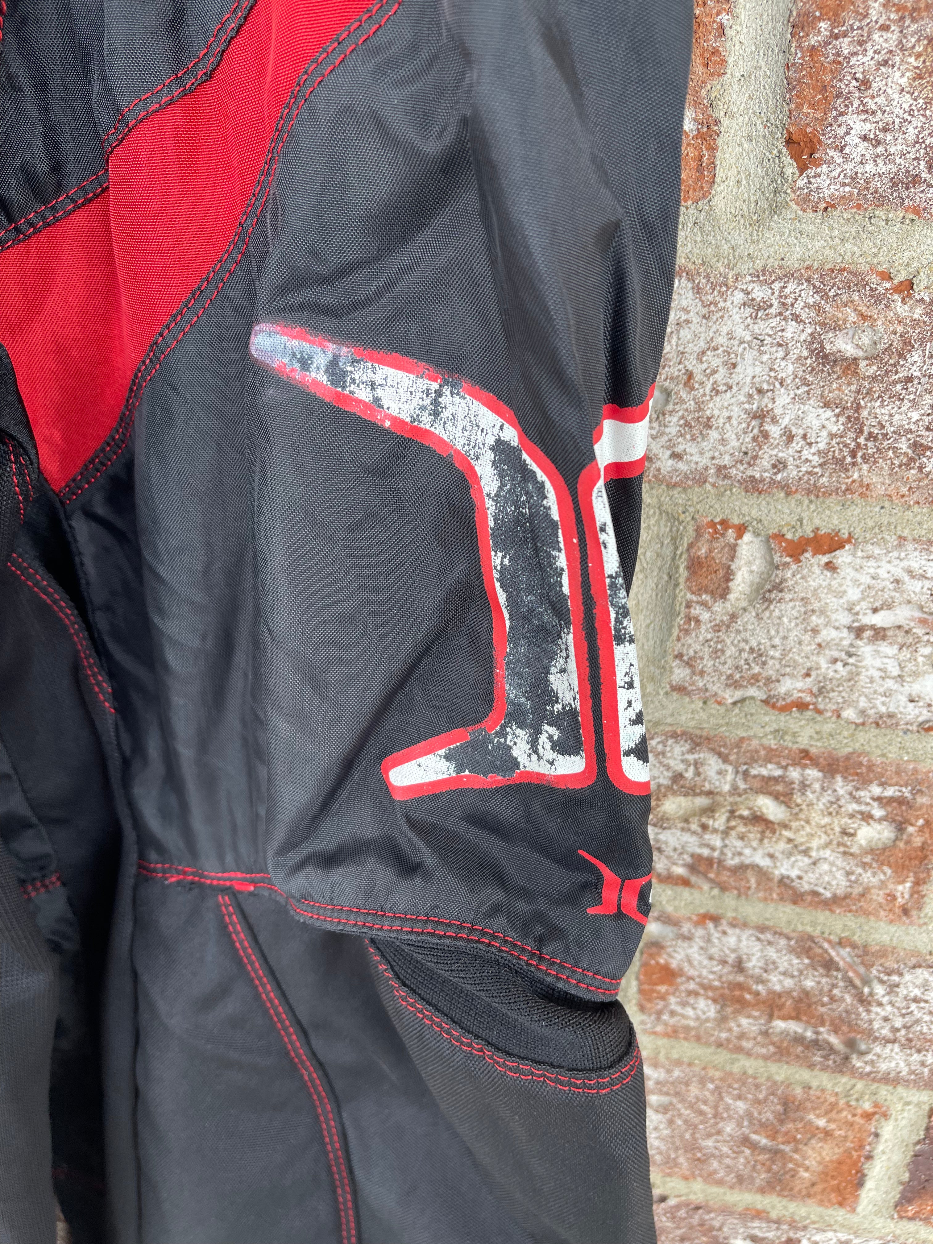Used Invert Paintball Pants - Black/Red - Medium (30-36)