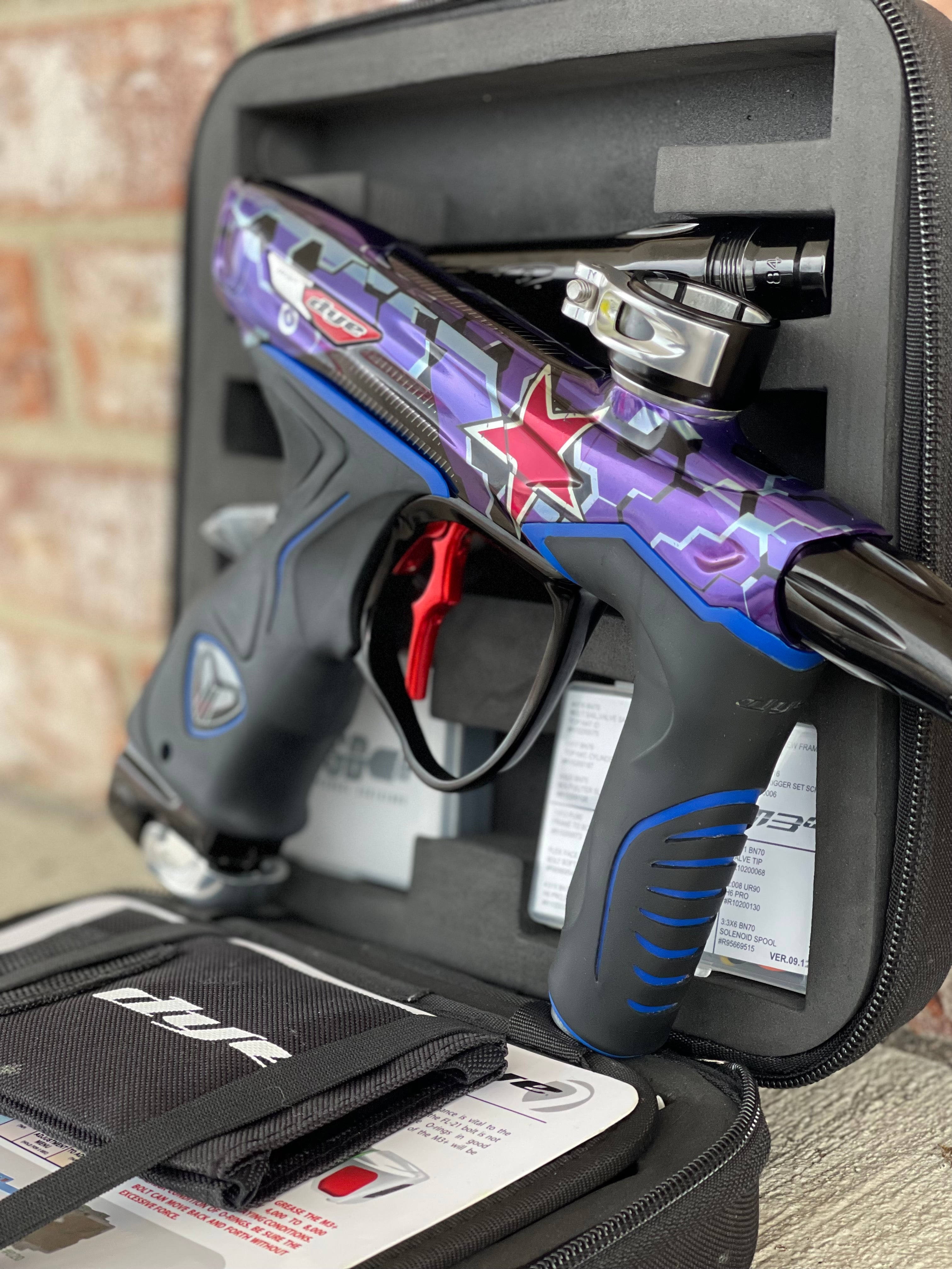 Used Dye M3+ Paintball Gun - Siberian