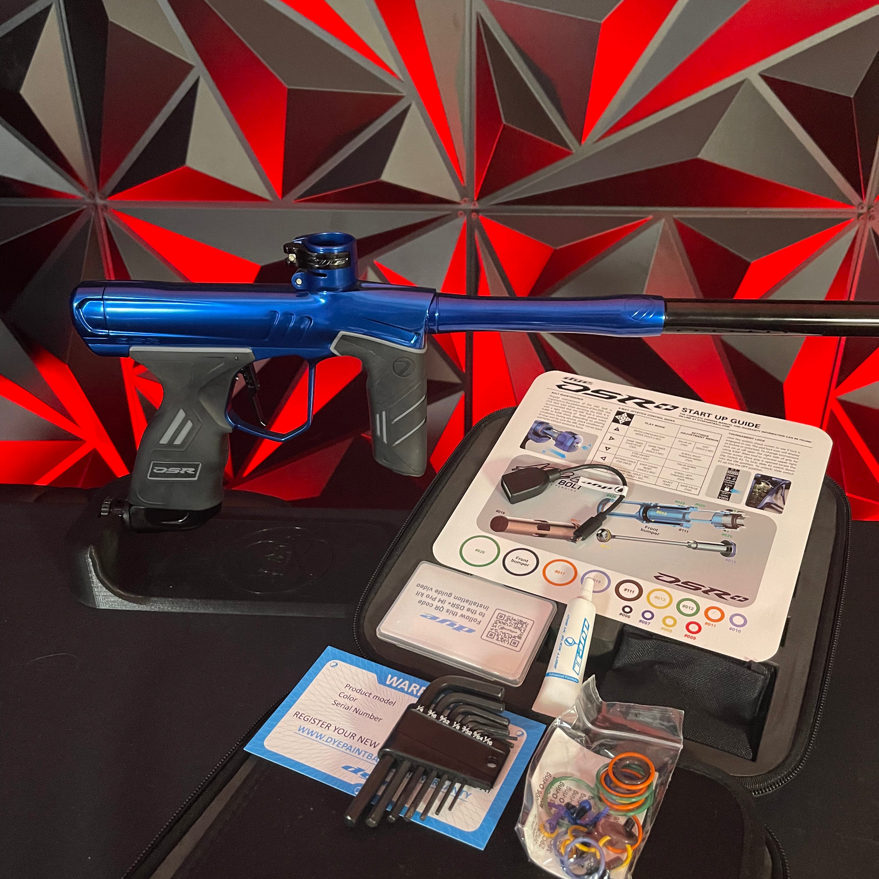 Used Dye DSR+ Paintball Gun - Deep Blue (Polished Blue/Polished Black) w/ IM Pro Kit