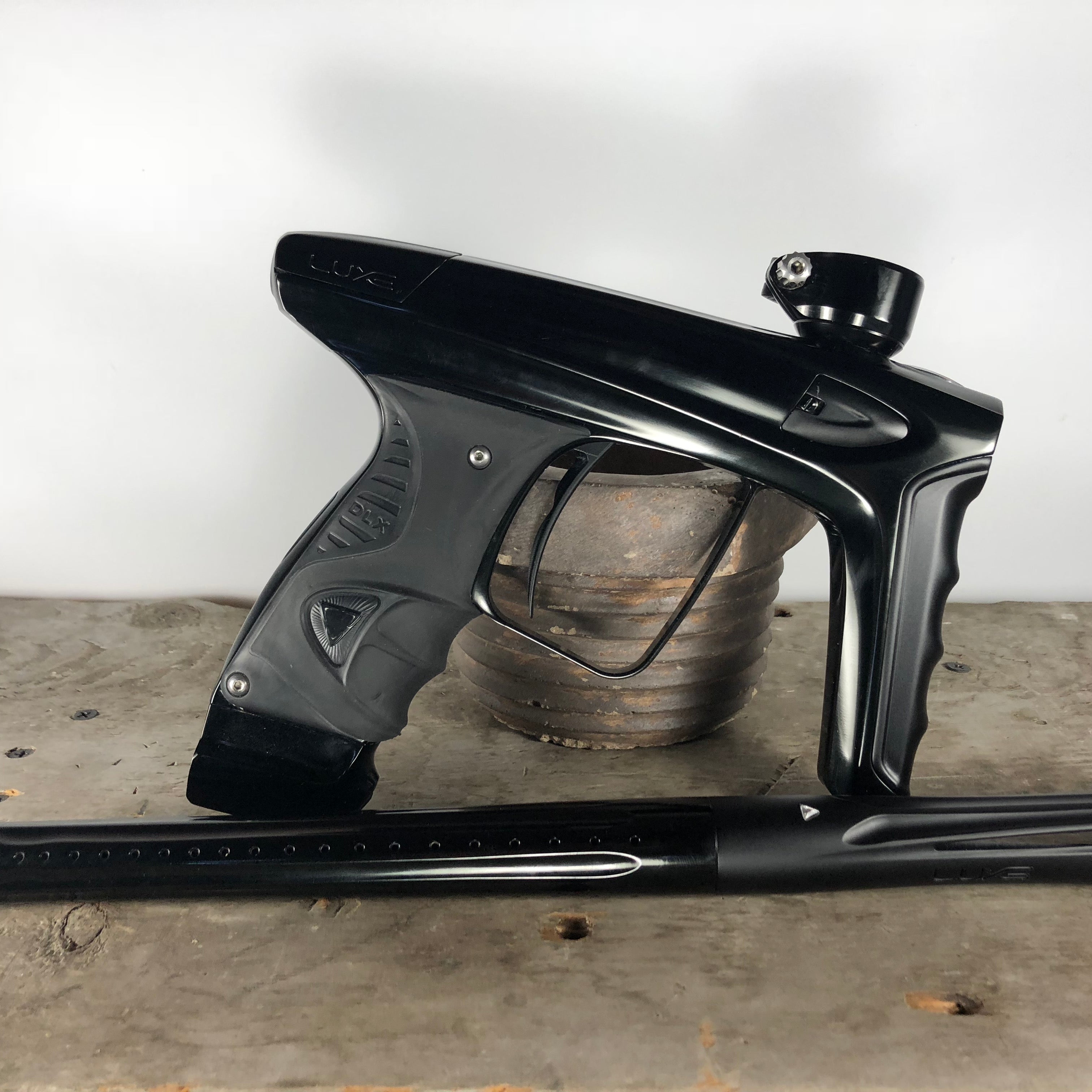 Used DLX Luxe Ice - Black on black