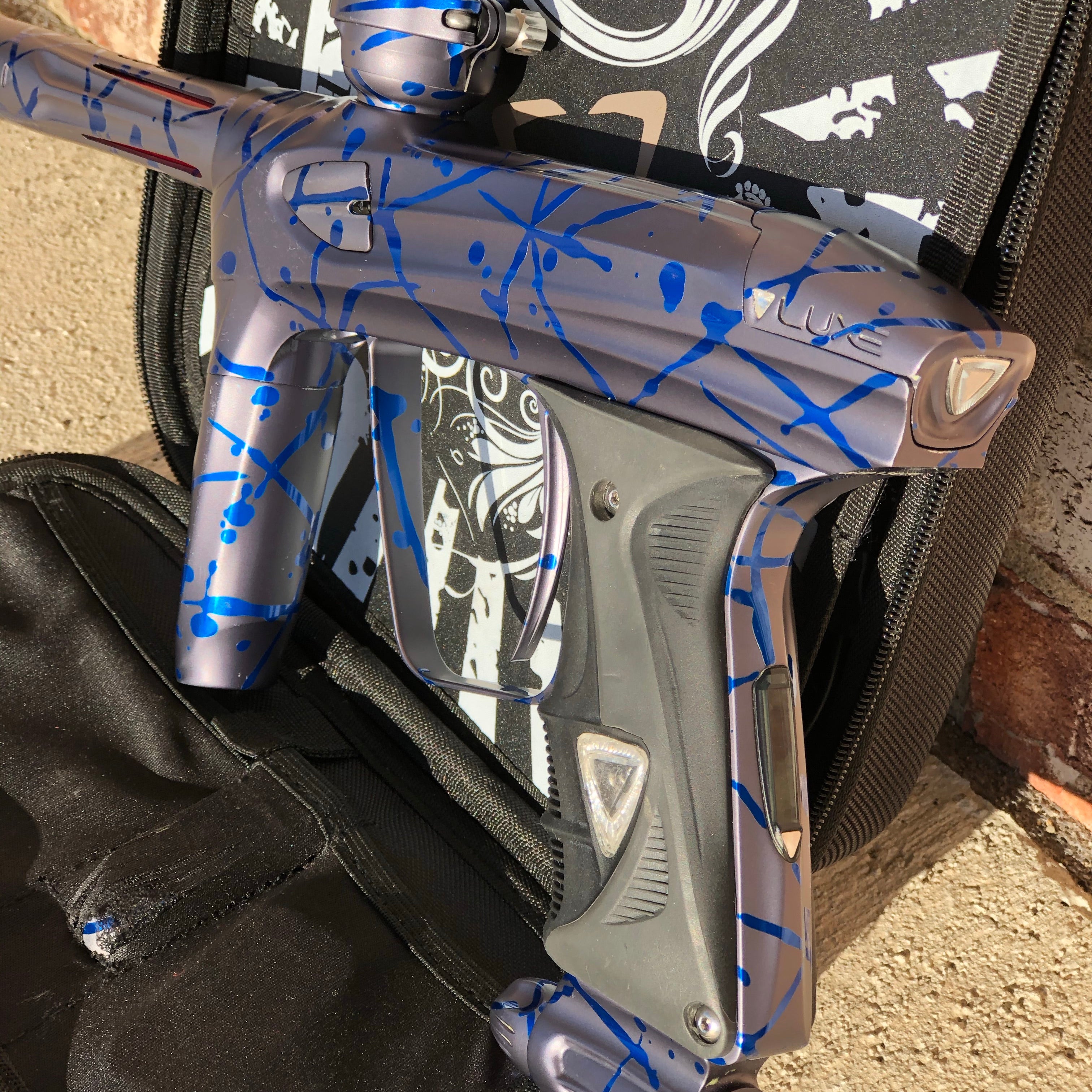 Used DLX Luxe 2.0 Oled Paintball Gun - Grey / Blue Splash LIMITED