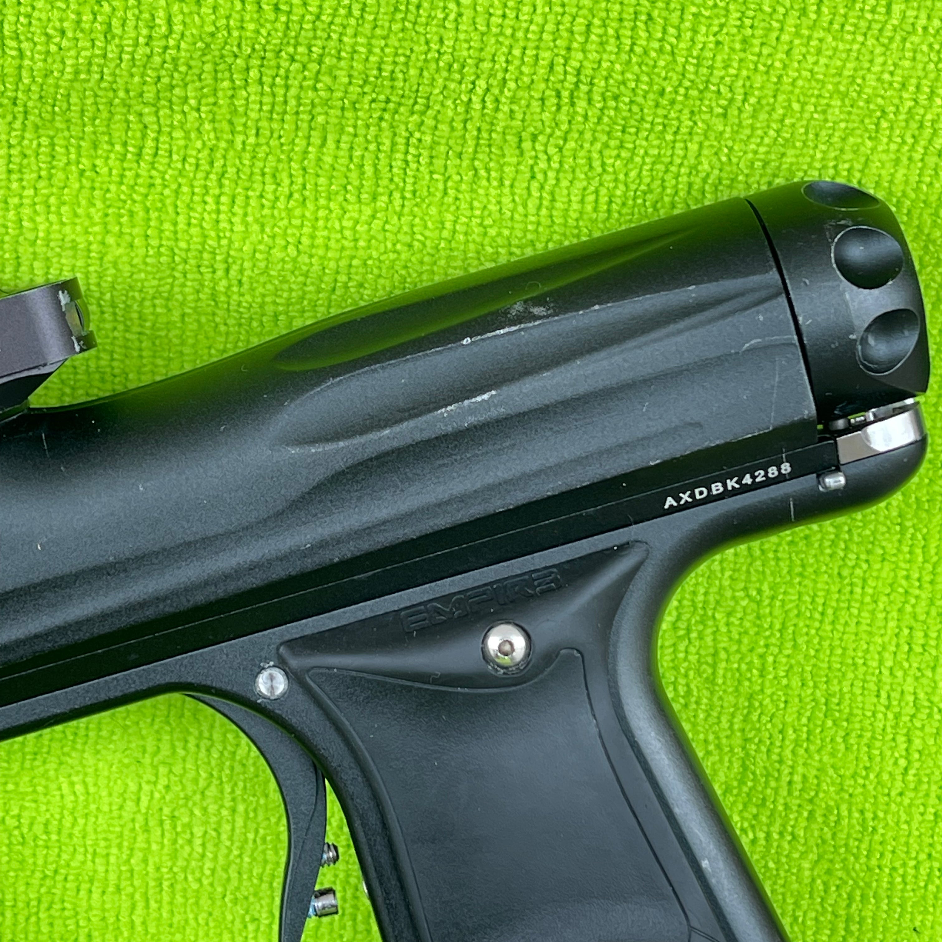 Used Empire Axe Paintball Gun - Black w/ Low rise Feedneck & Exalt Case