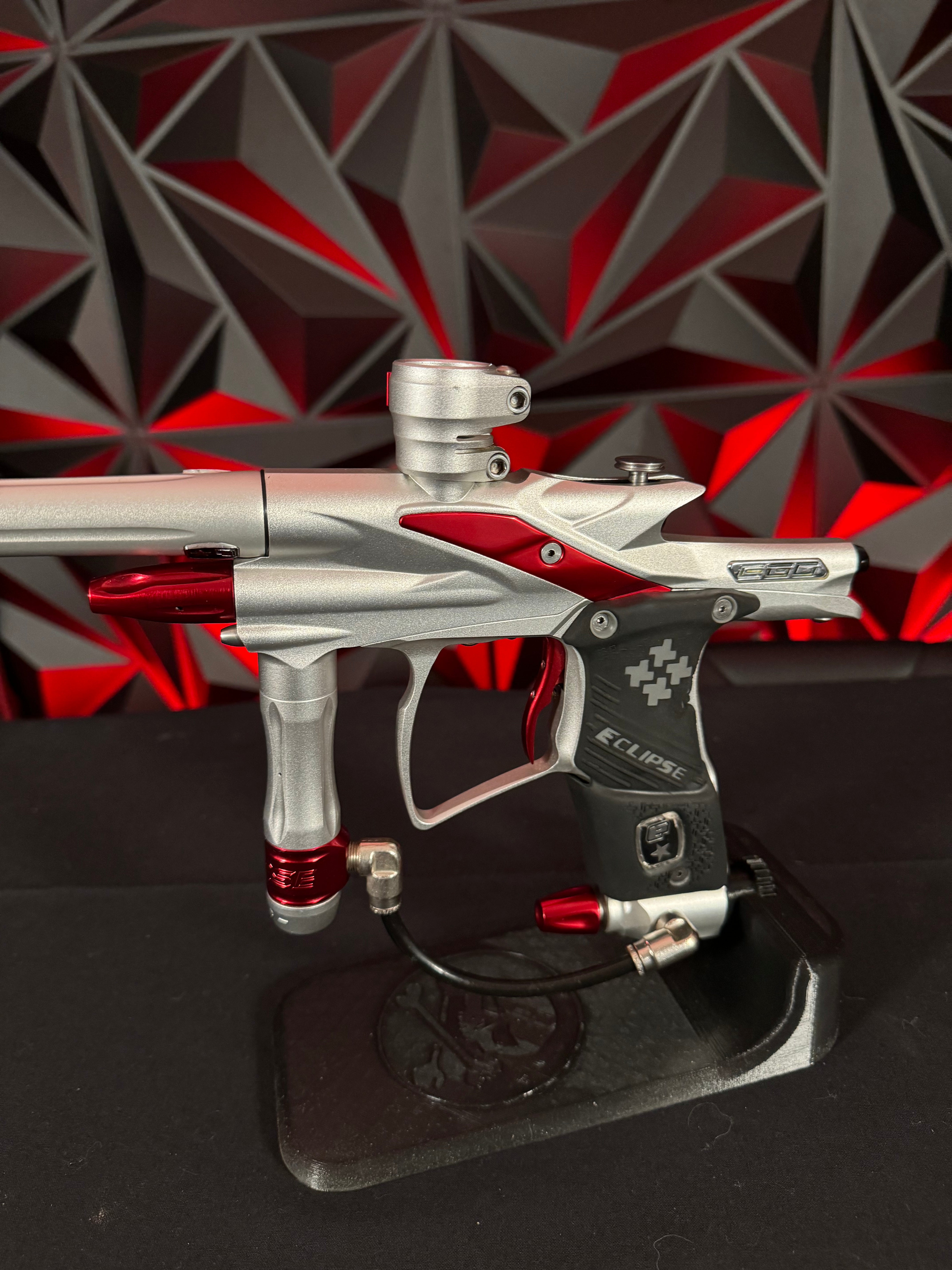 Used Planet Eclipse Ego 9 Paintball Gun - Silver/Red
