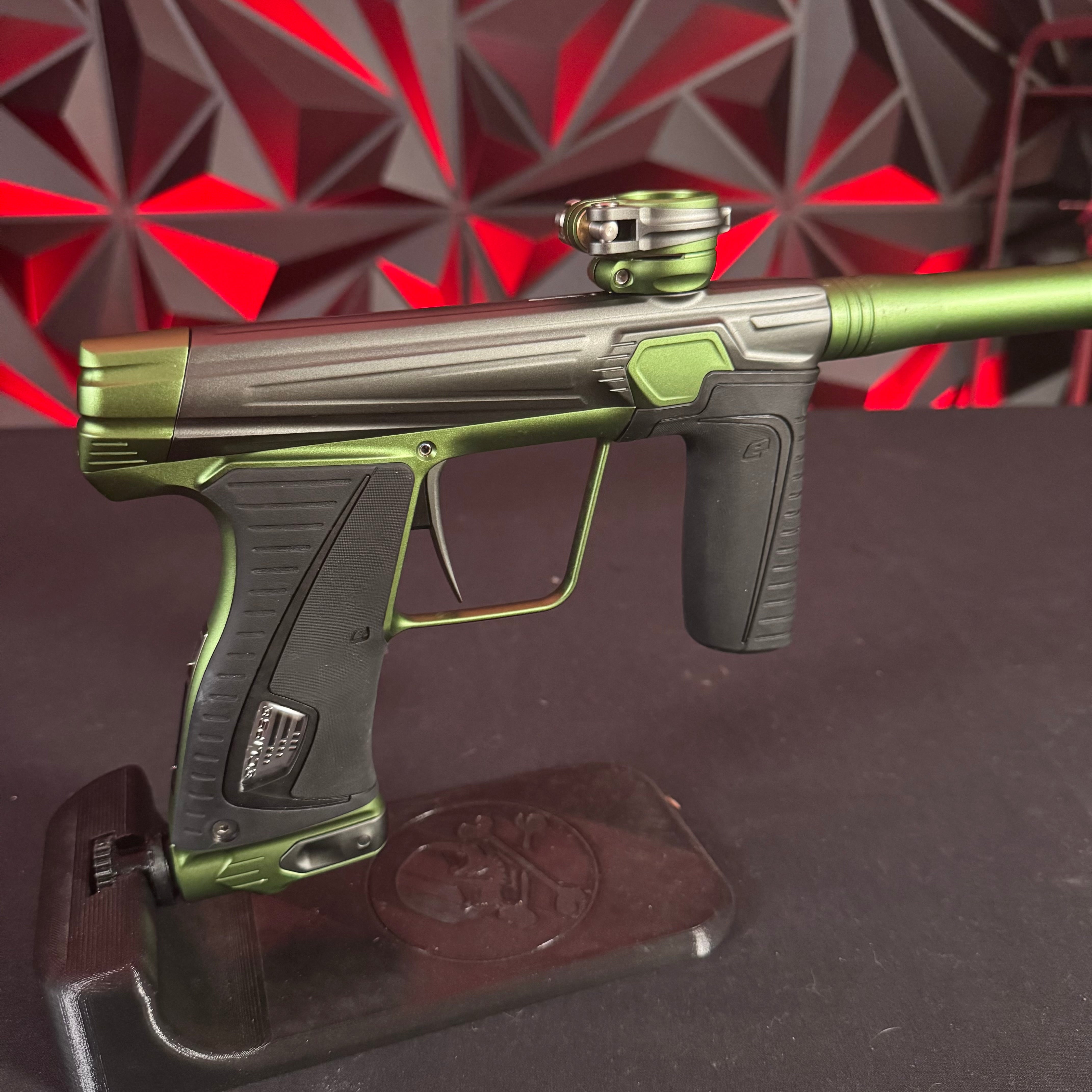 Used Planet Eclipse Gtek 180R Paintball Gun - Charcoal/Green (Vyper St