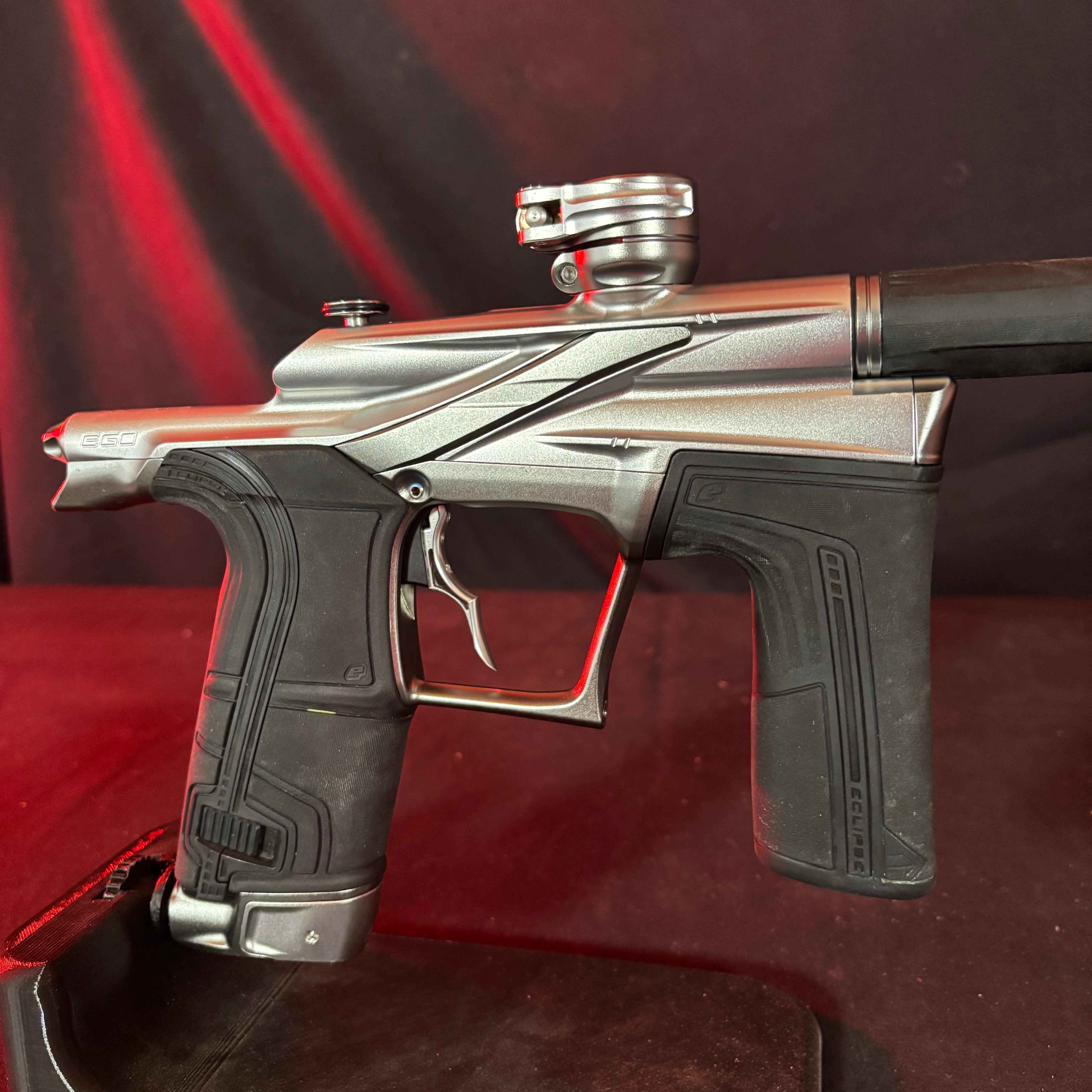 Used Planet Eclipse LV2 Paintball Gun - Silver/Light Grey