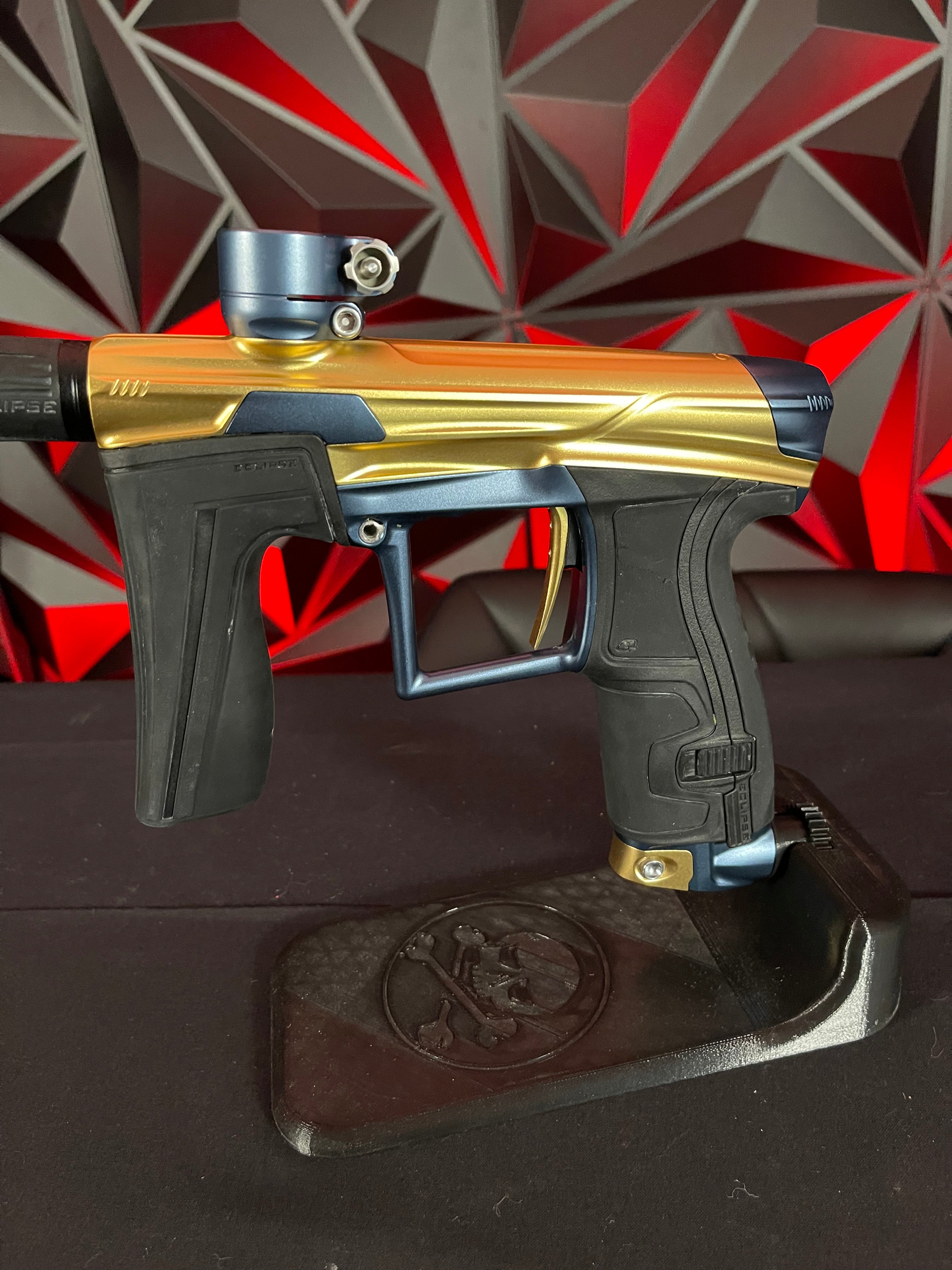 Used Planet Eclipse Geo 4 Paintball Gun - Gold/Blue