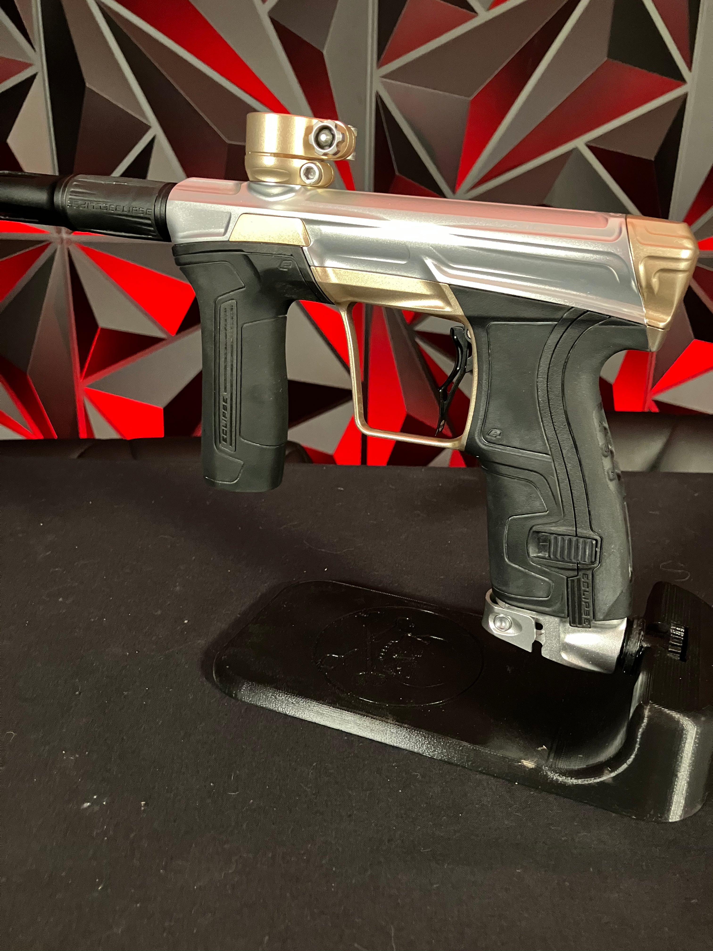 Used Planet Eclipse CS2 Paintball Marker- Inca 2