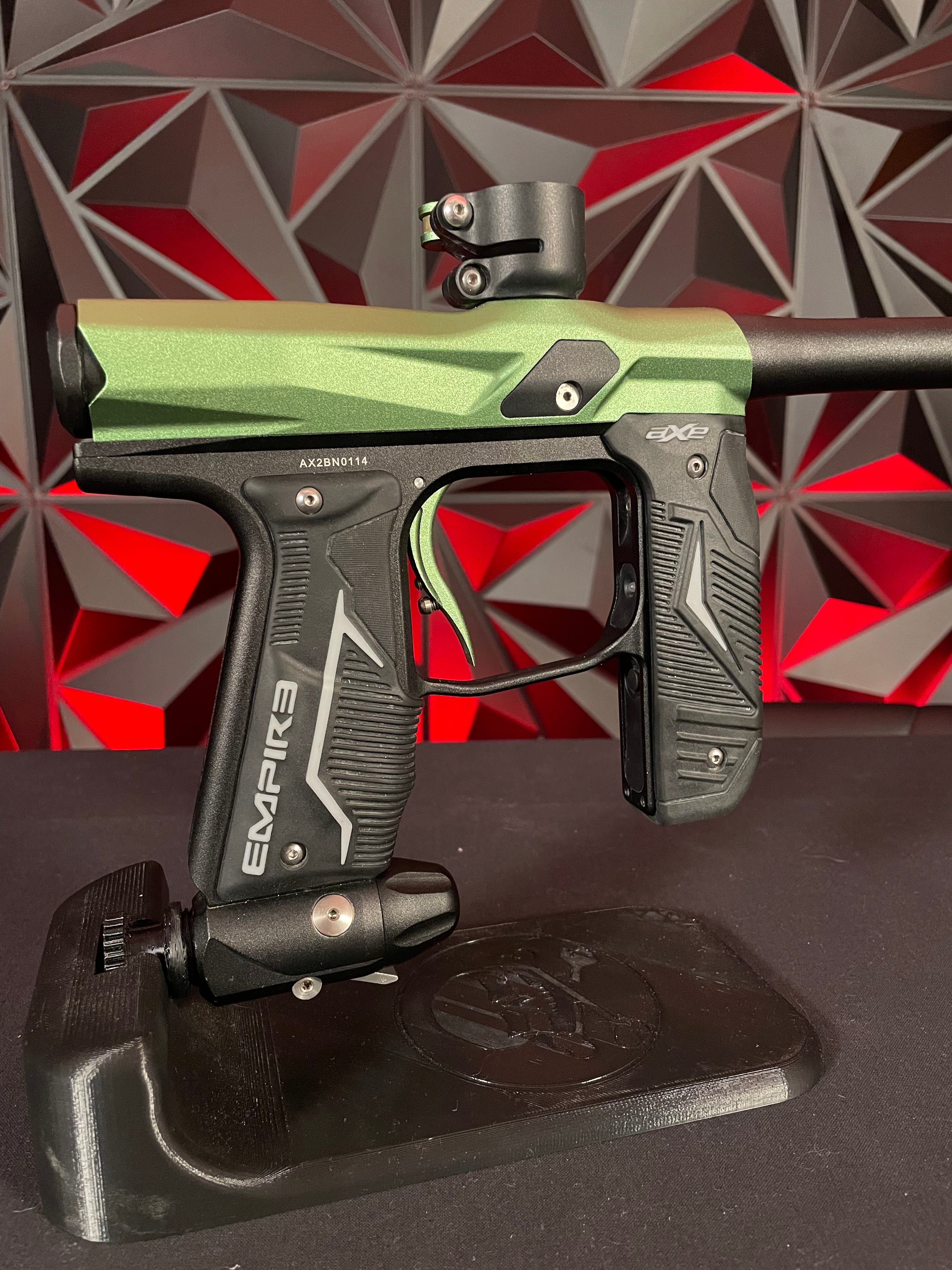 Used Empire Axe 2.0 Paintball Gun - Green / Black