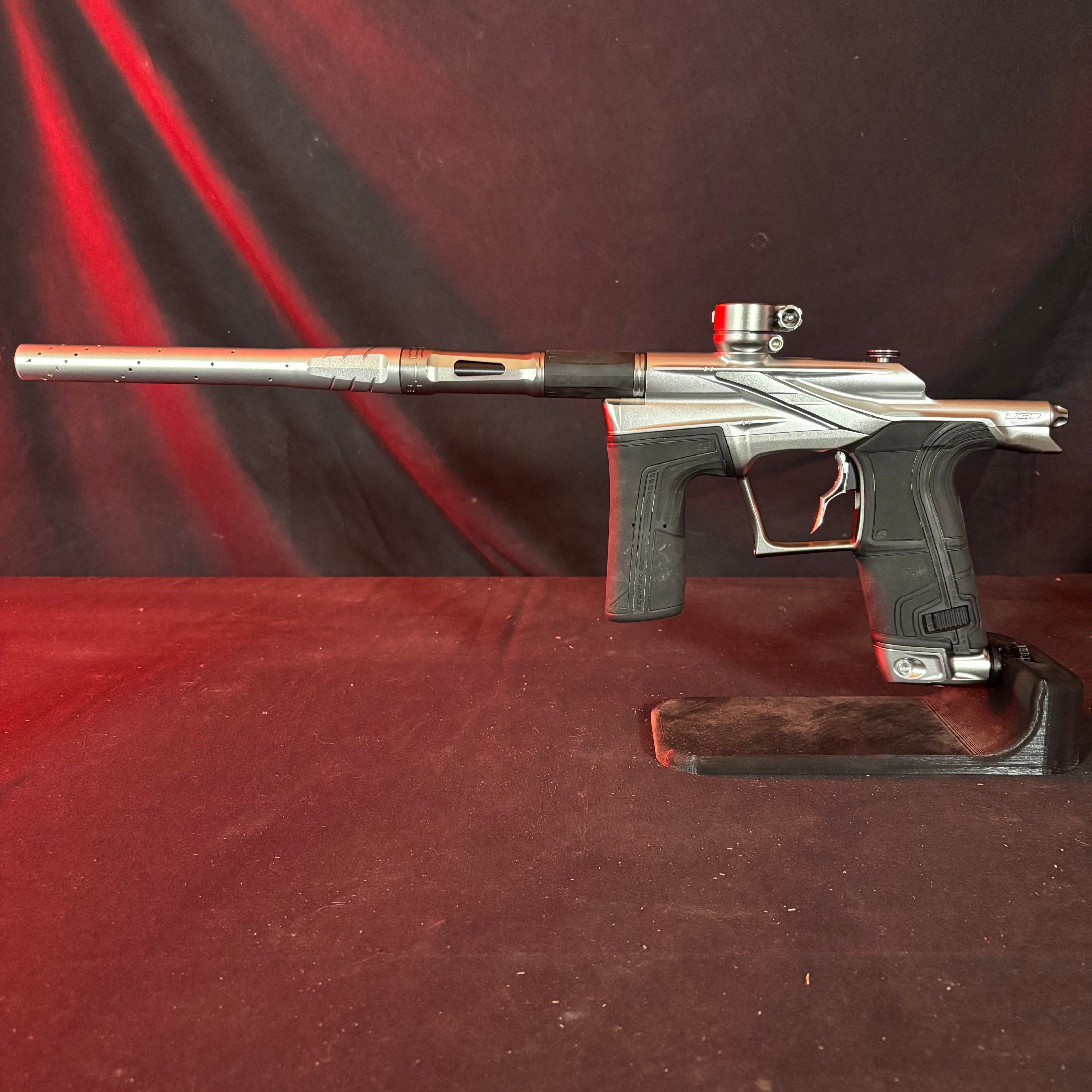 Used Planet Eclipse LV2 Paintball Gun - Silver/Light Grey