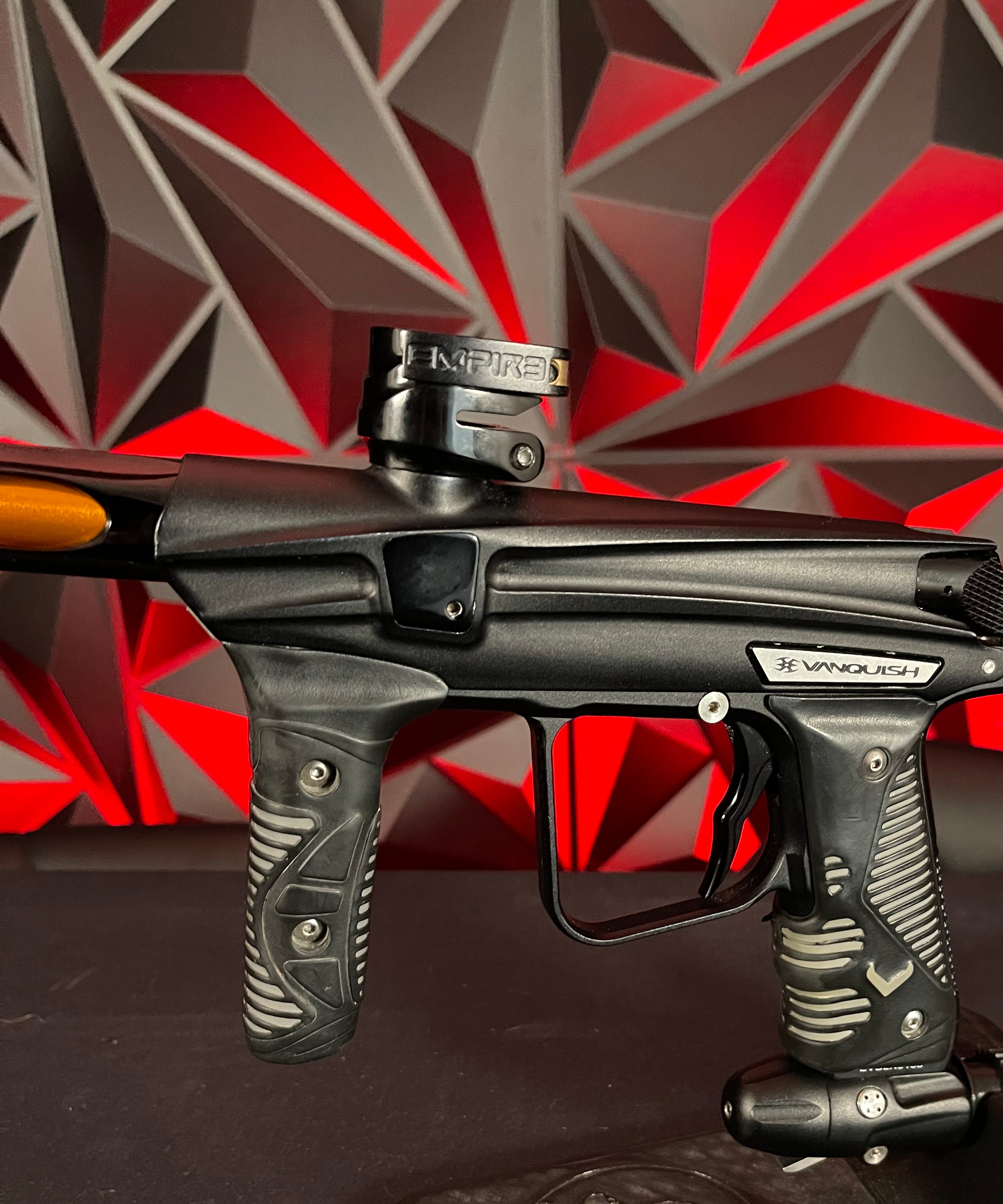 Used Empire Vanquish 1.5 Paintball Gun - Black w/ V16 Bolt & Freak Barrel System