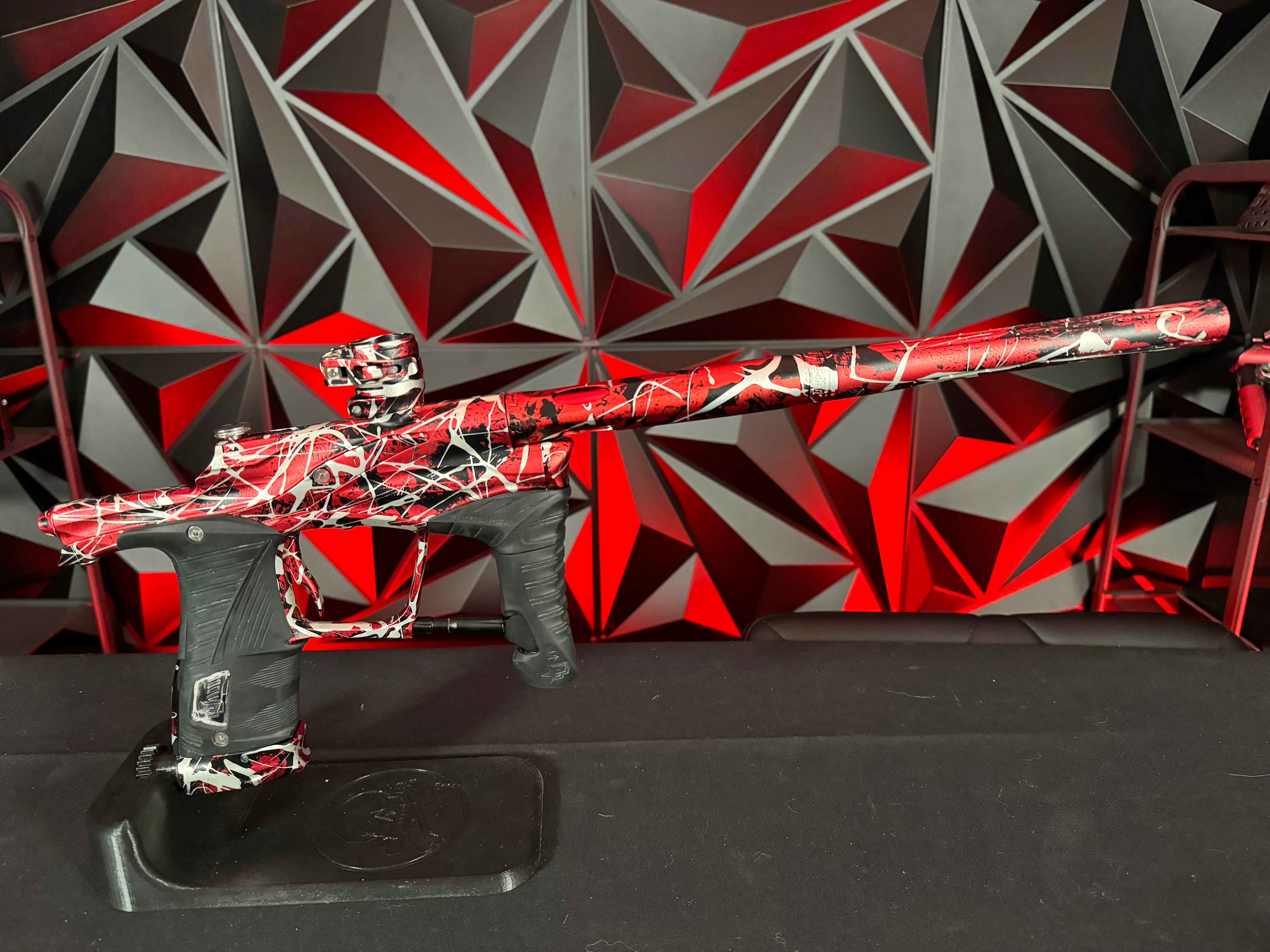 Used Planet Eclipse LV1 Paintball Gun - Red/Black/Silver Splash