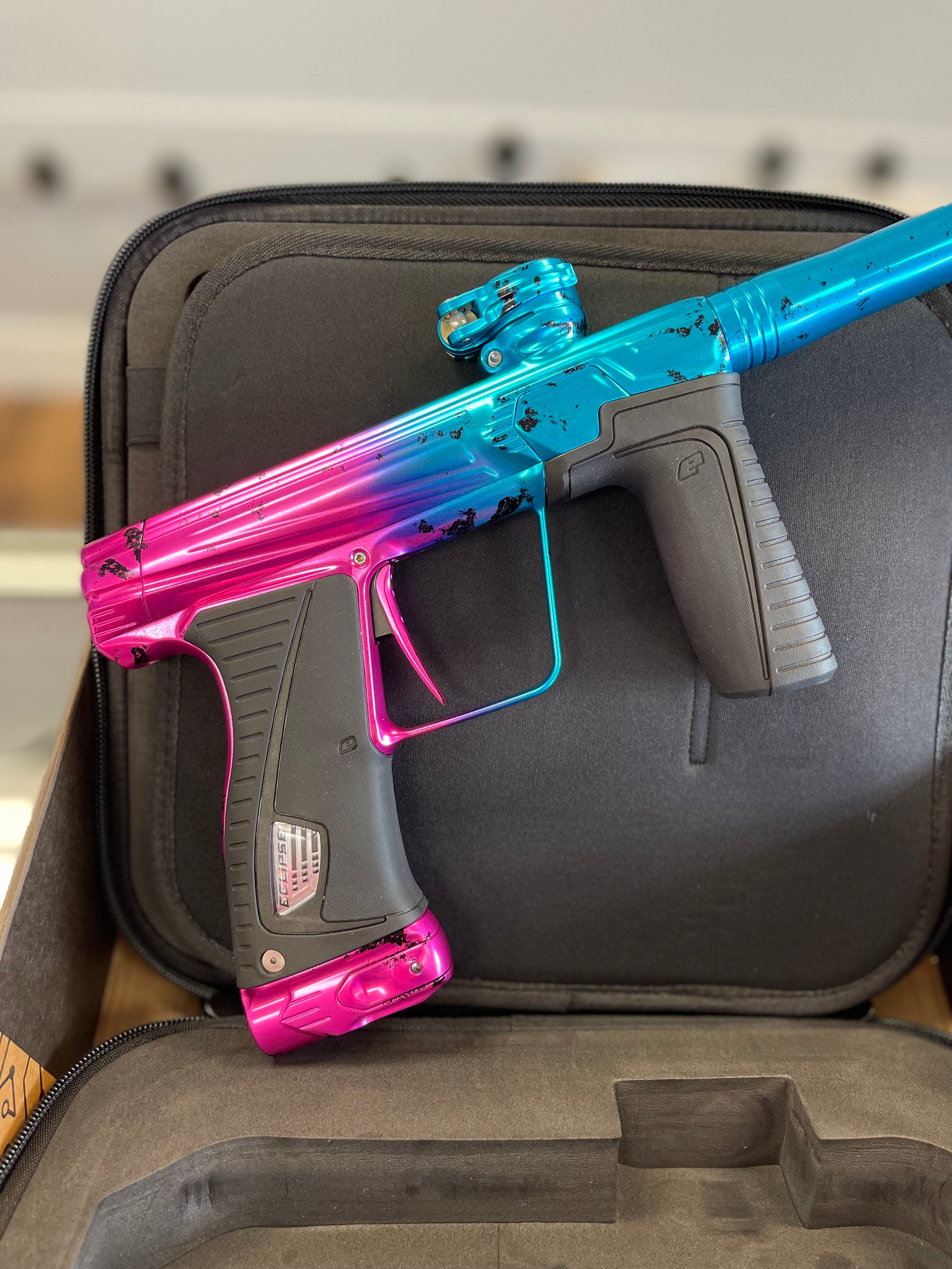 Planet Eclipse Gtek 180r ULTIMATE Paintball Gun - LE Pink/Blue Speckled Fade