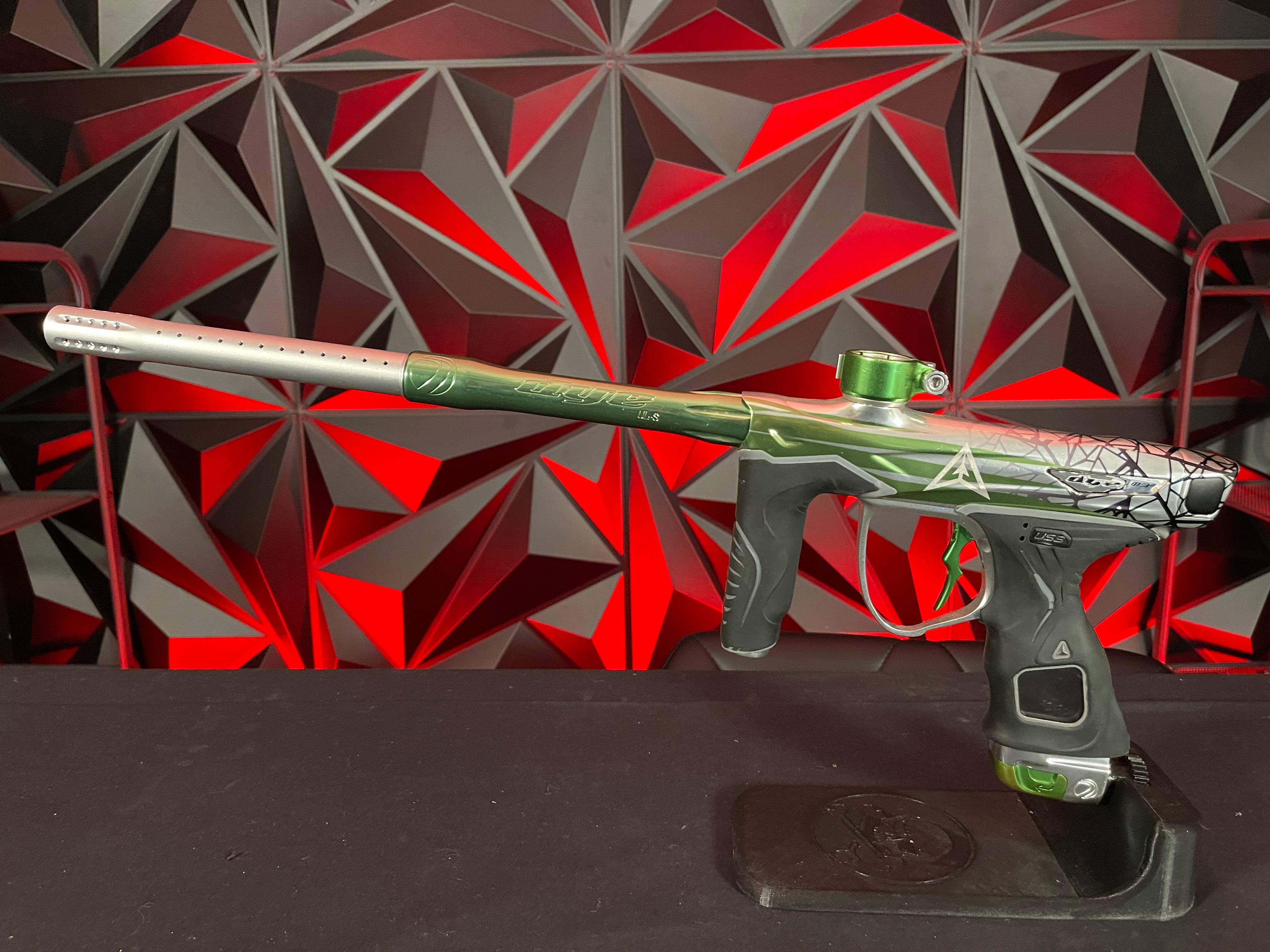 Used Dye M3+ Paintball Marker - Green Columbus LVL Up Edition