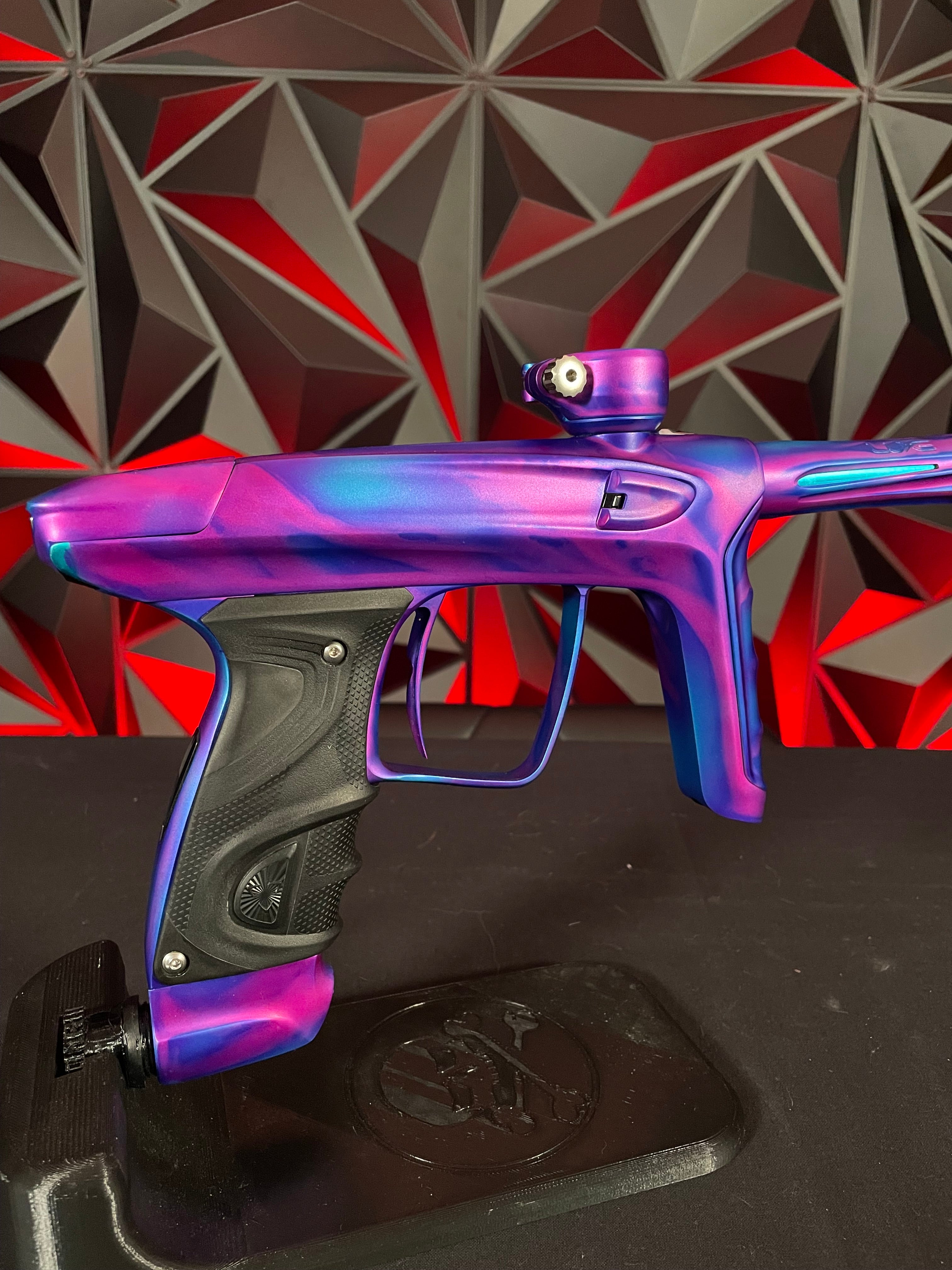 Used DLX Luxe TM40 Paintball Gun - LE Pink Smear