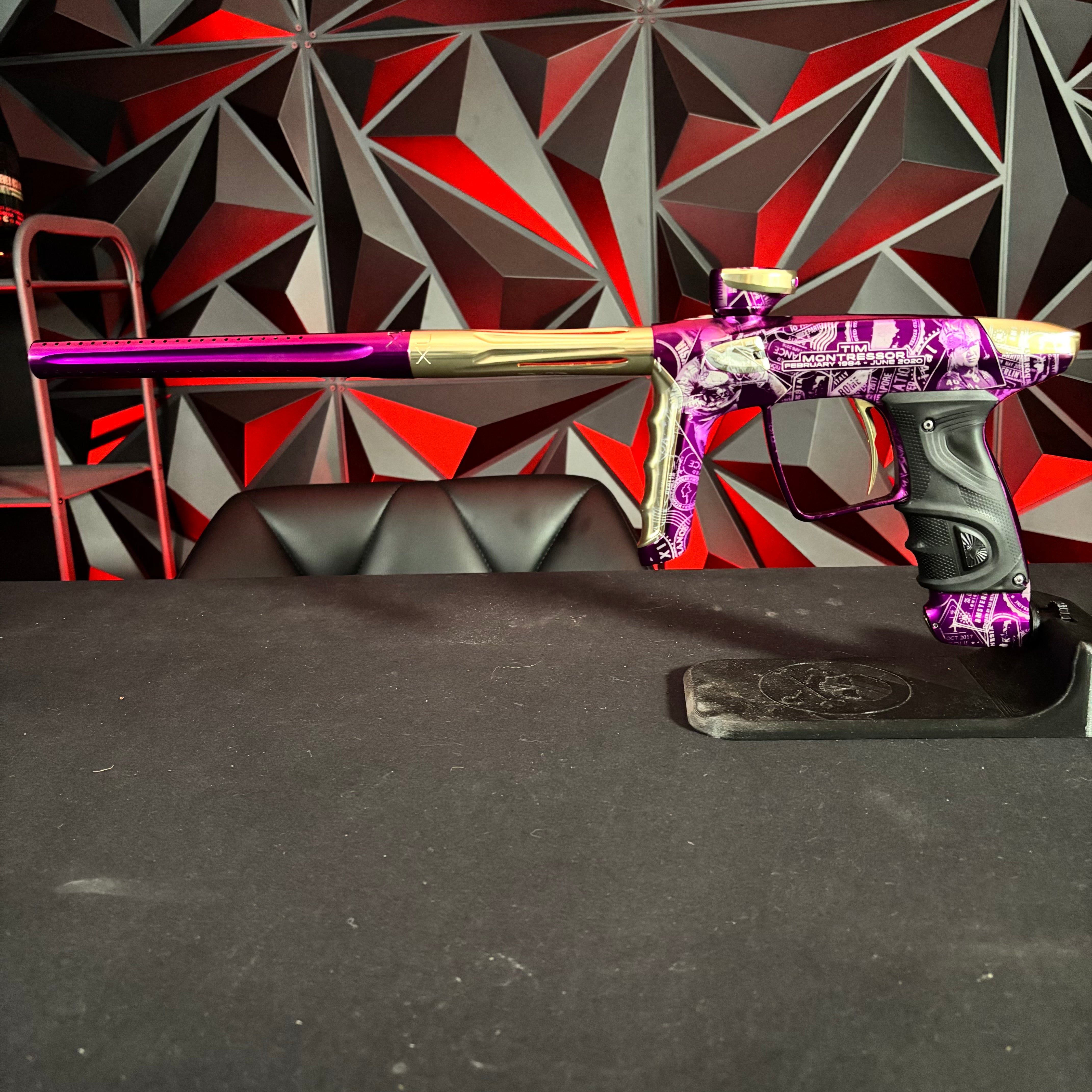 Used DLX Luxe TM40 Paintball Gun - LE Tim Montressor