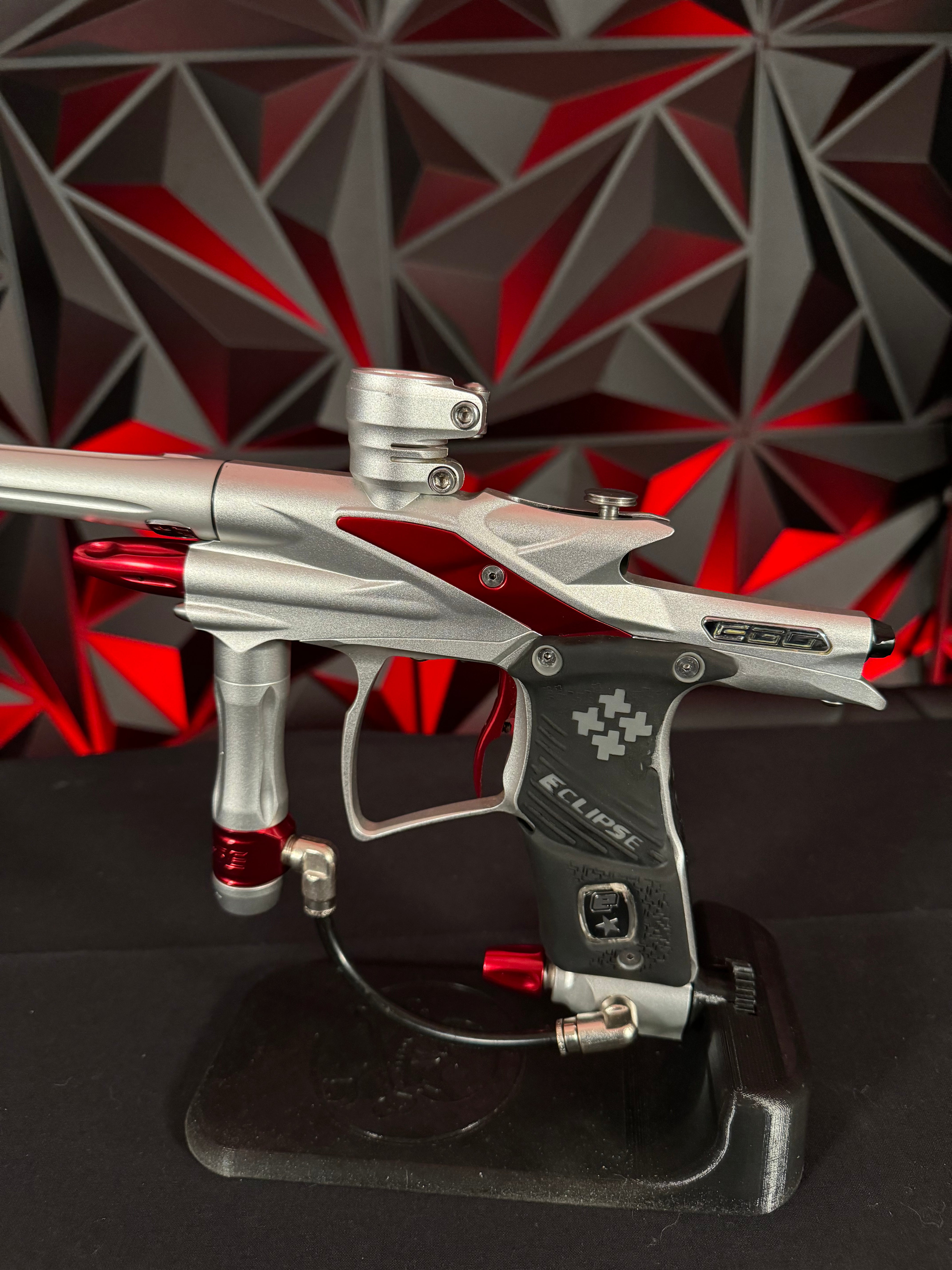 Used Planet Eclipse Ego 9 Paintball Gun - Silver/Red