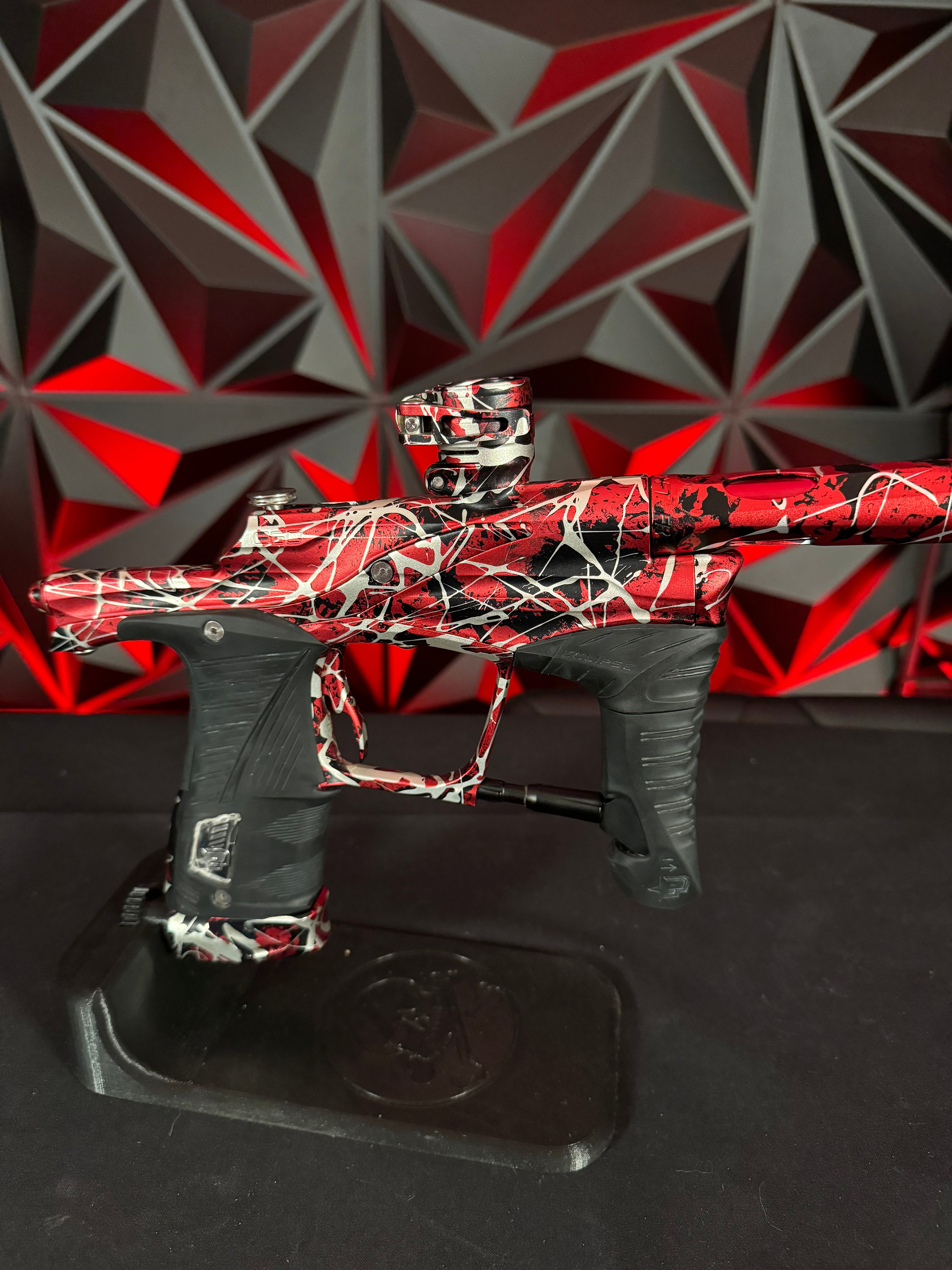 Used Planet Eclipse LV1 Paintball Gun - Red/Black/Silver Splash