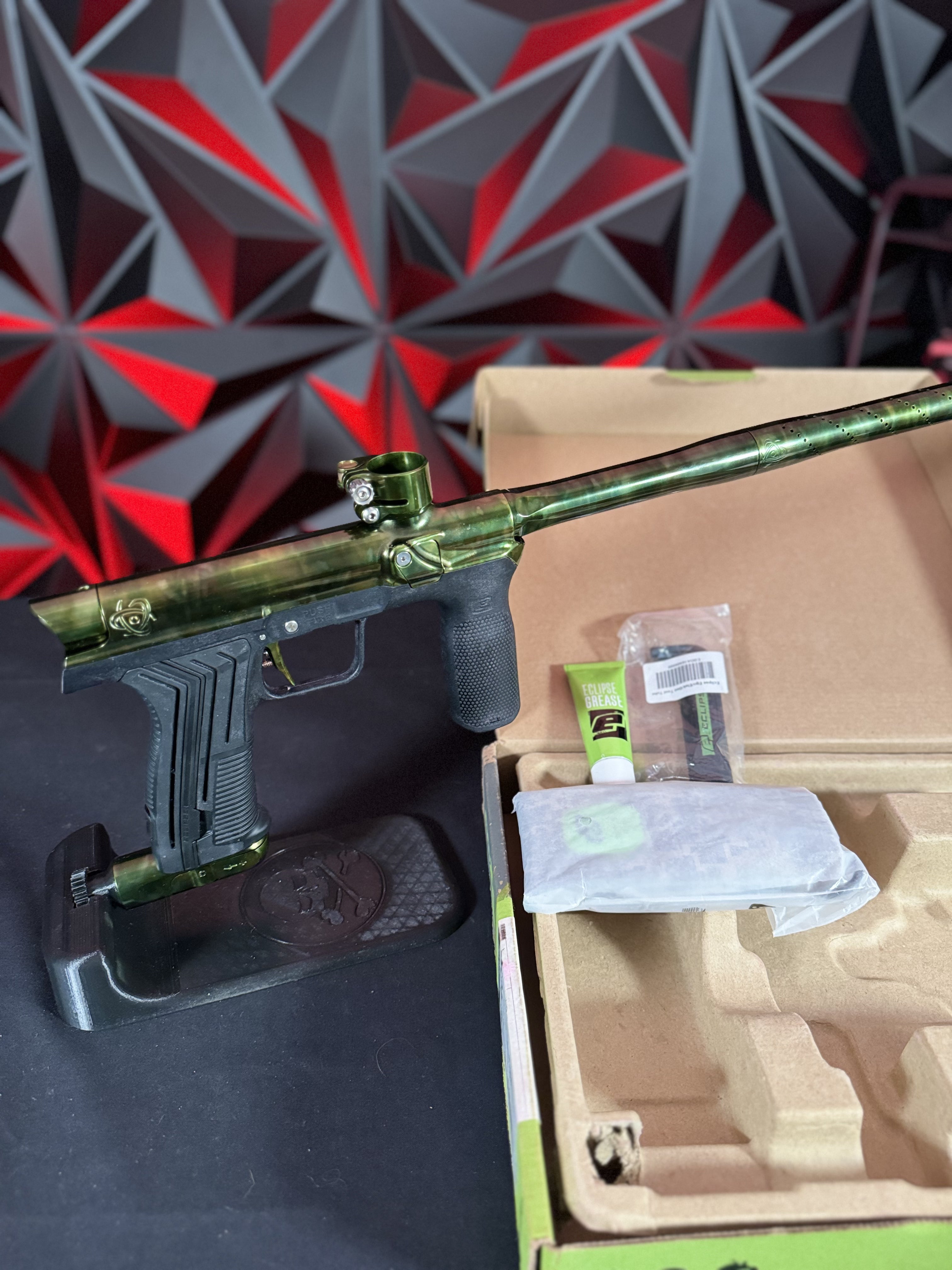 Used Planet Eclipse Etha 3M Paintball Marker - Polished Inception Design Green Acid Wash w/ PWR Bored Matching Barrel, Aftermarket Quick Release Bolt Cap, Aftermarket ASA, Aftermarket Trigger