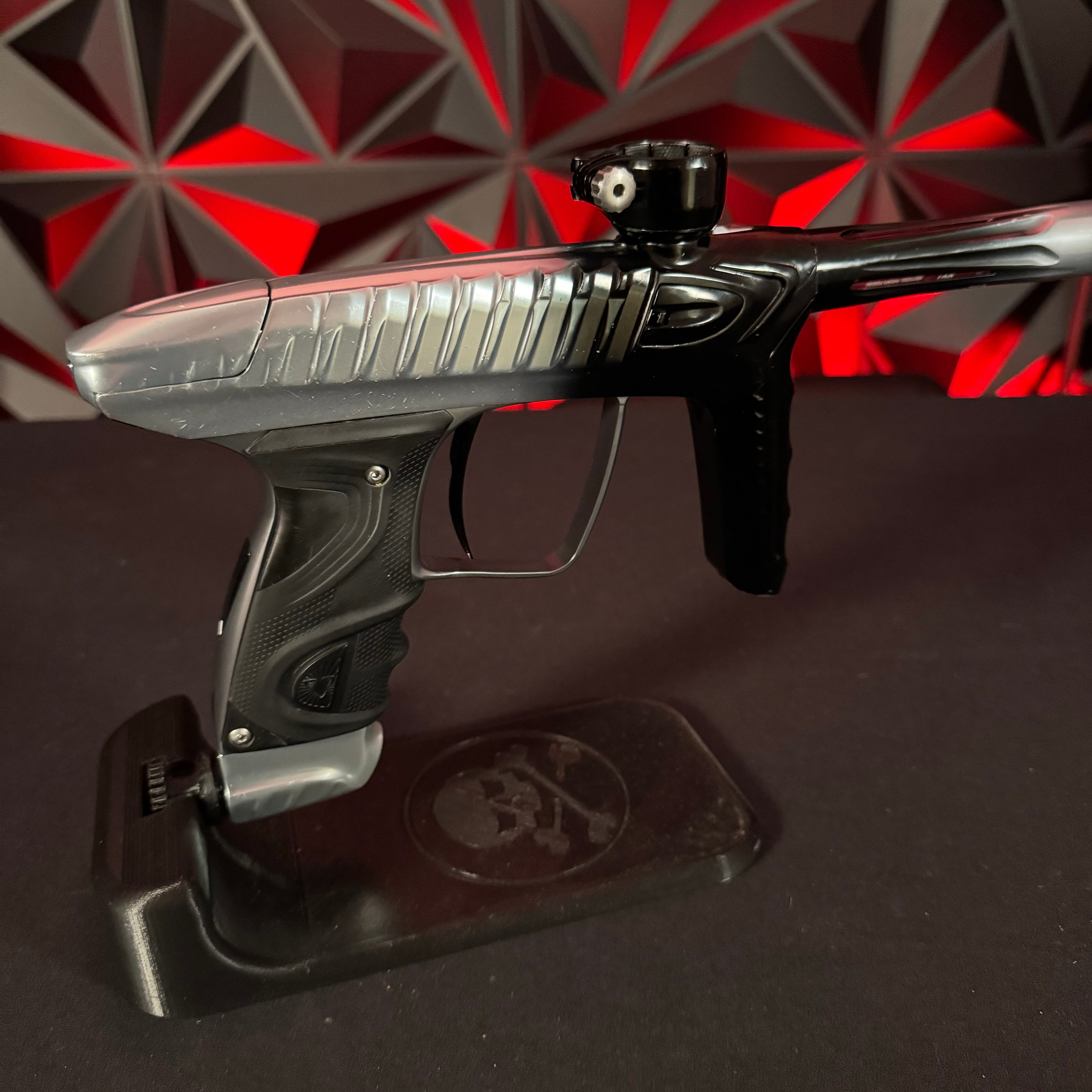 「大人気 新入荷 新品」に該当するファッション通販 Used Fade Silver/Black Polished - Gun Paintball TM40 Project DLX パンツ
