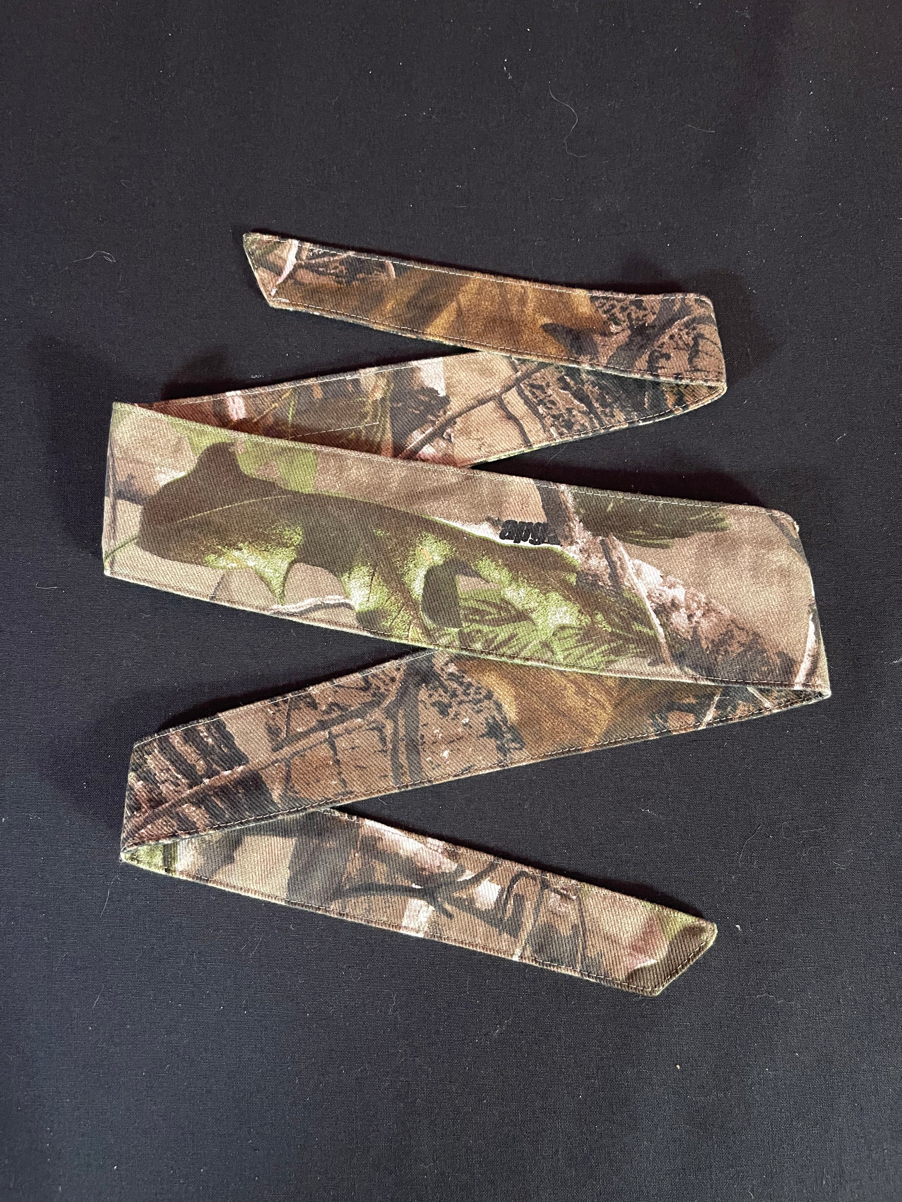 Used Sandana Head Band - Realtree w/ White tag