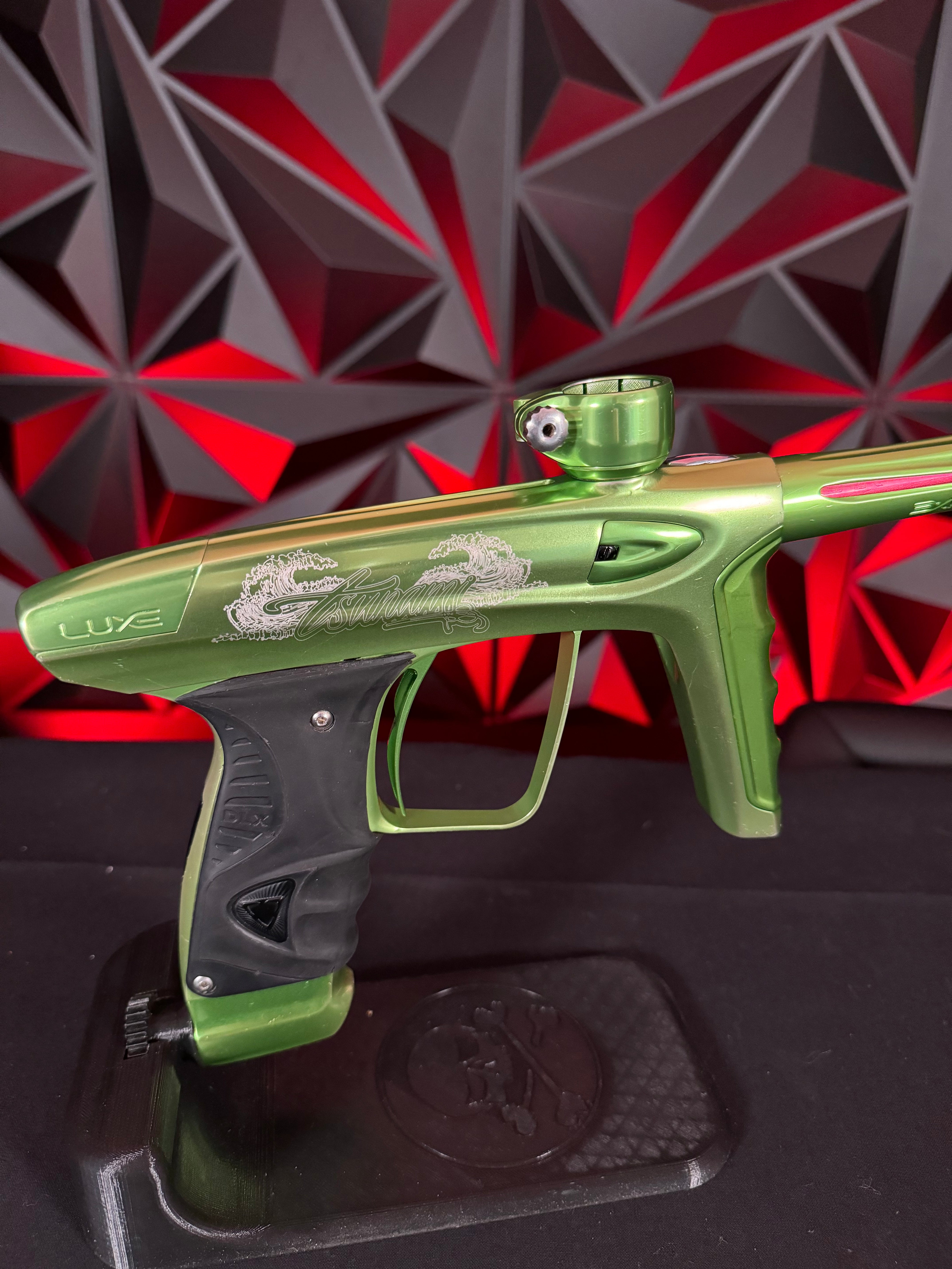 Used DLX Luxe ICE Paintball Marker - LE Tsunami