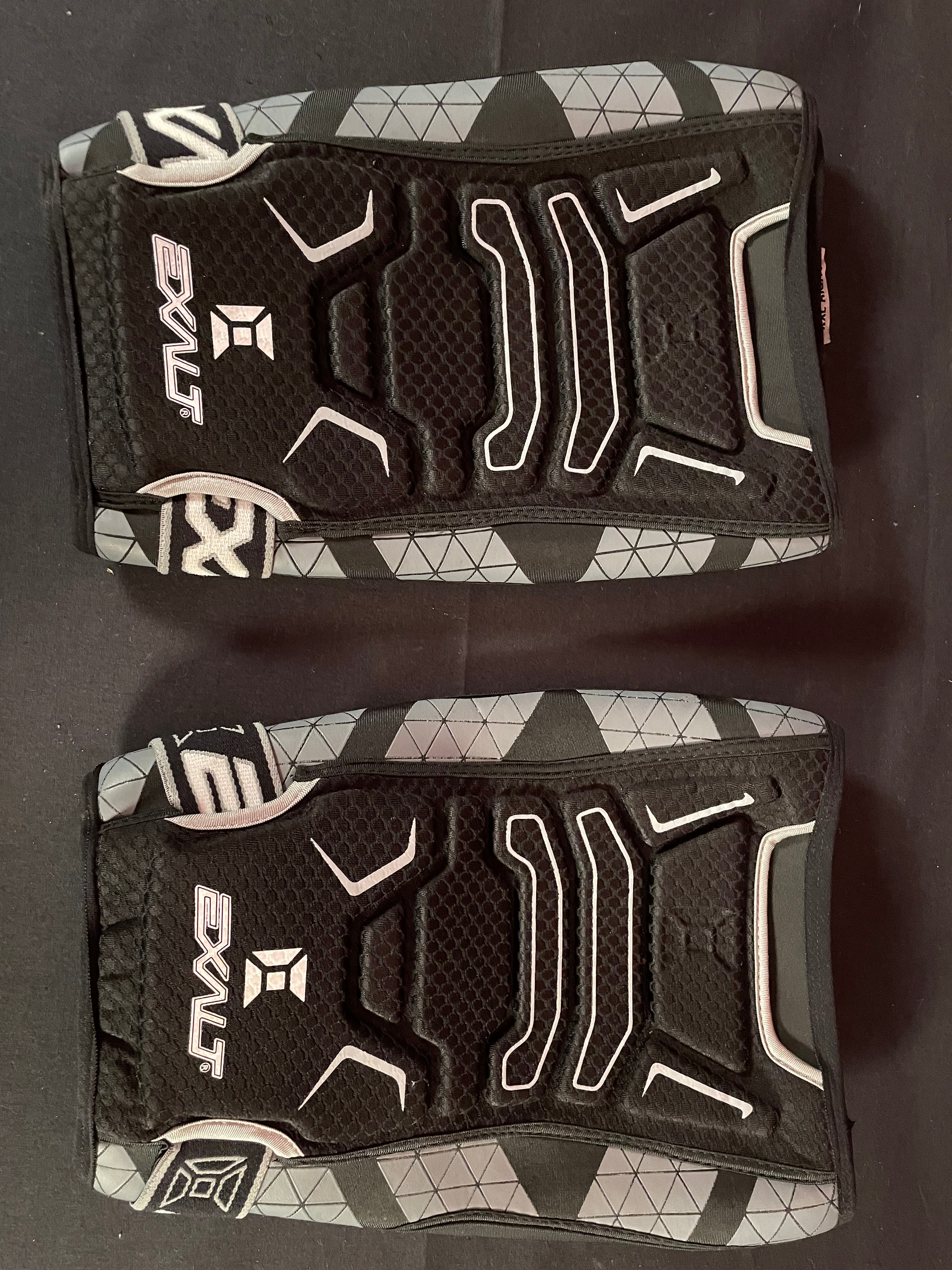 Used Exalt Freeflex Knee Pads - 2XL