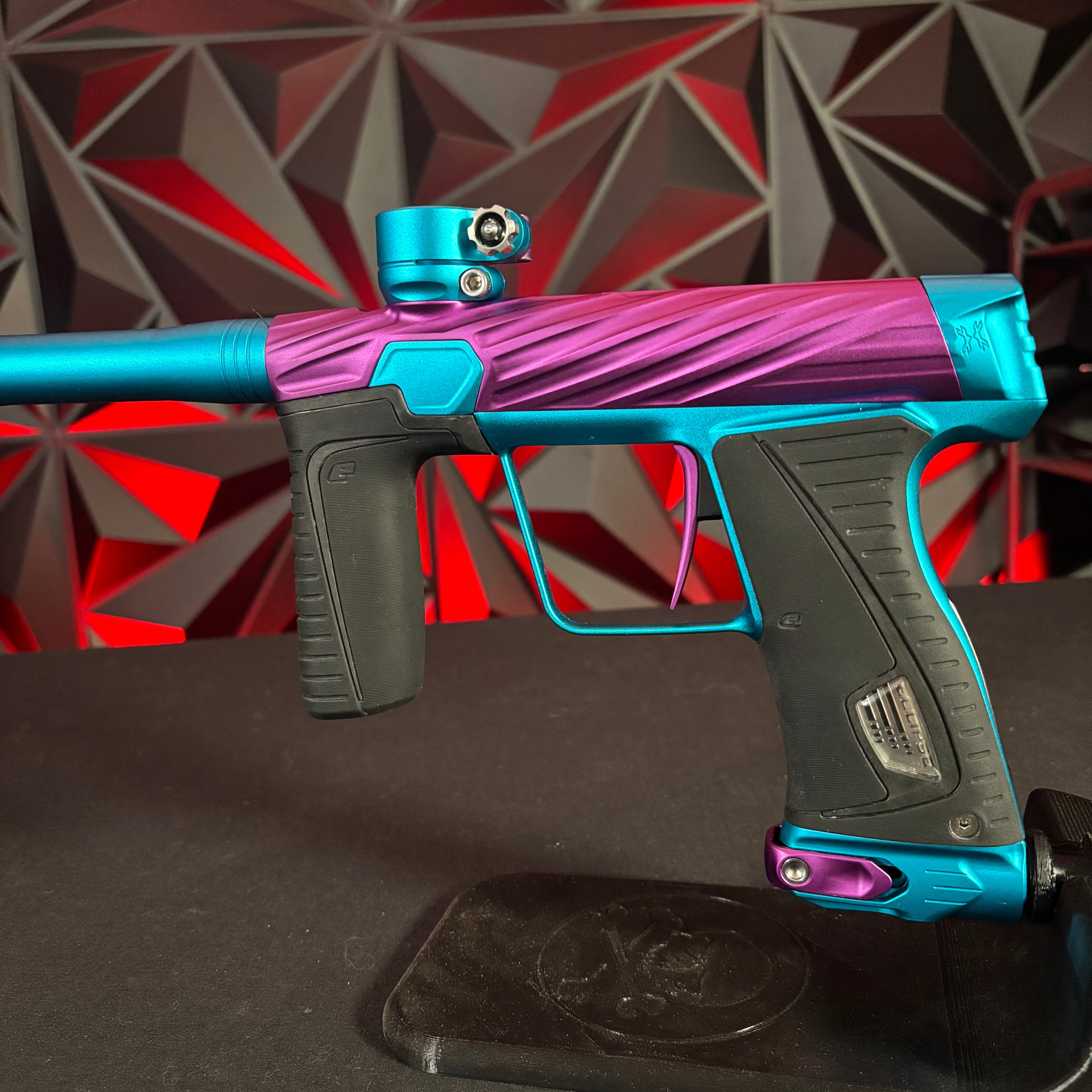 Used Planet Eclipse/HK Army Orbit 180R Paintball Gun - Amped (Purple/T