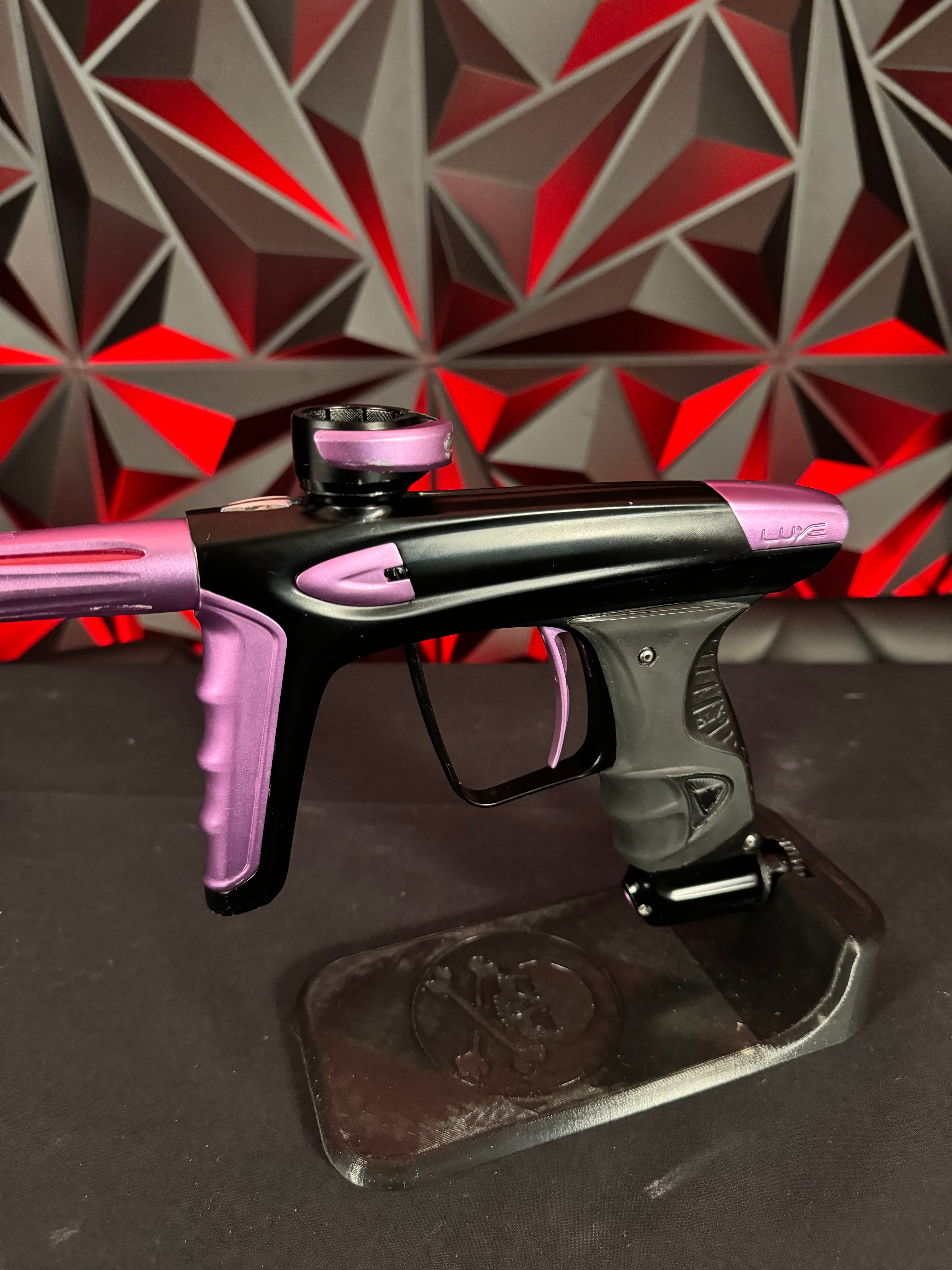 Used DLX Luxe ICE Paintball Marker - Dust Black/Pink