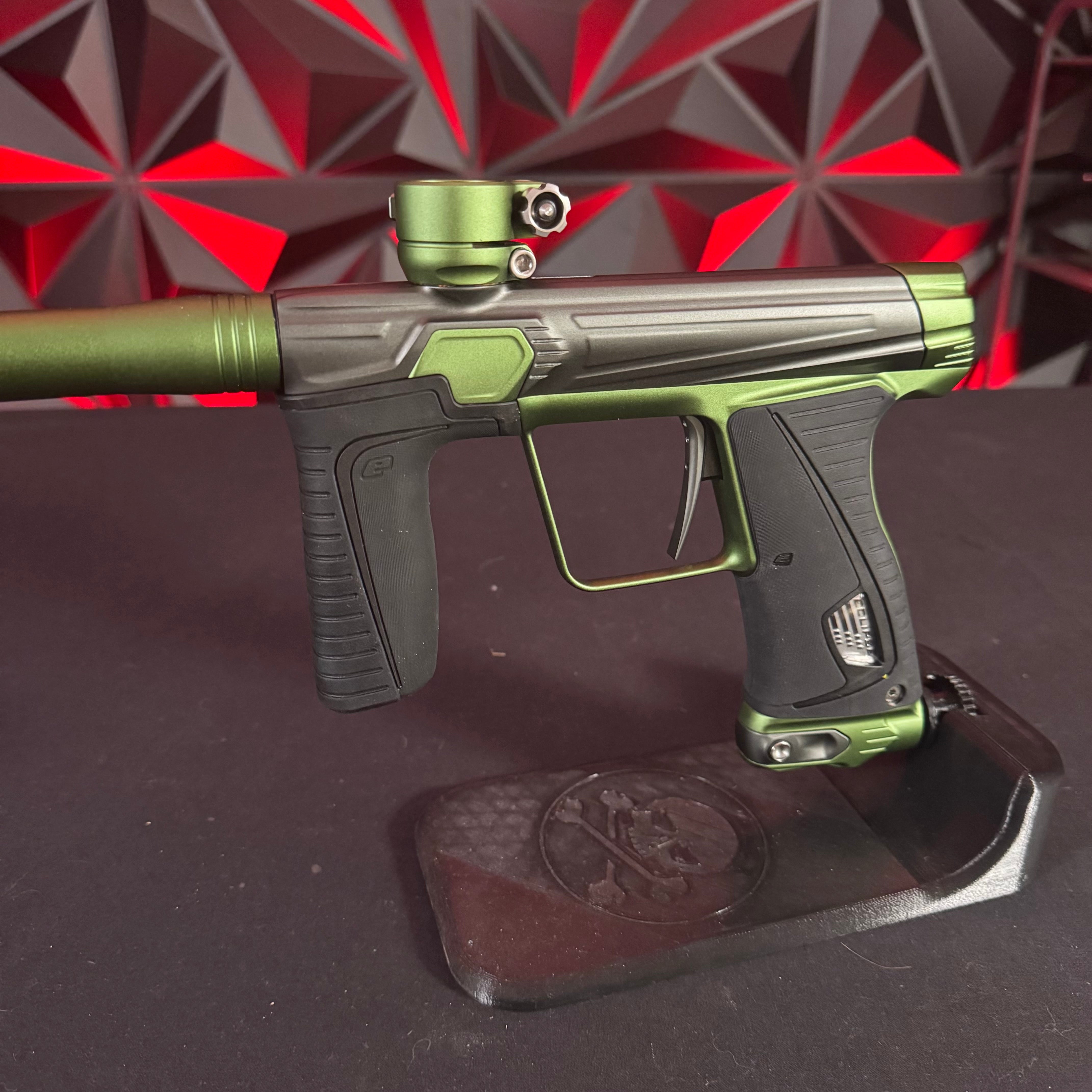 Used Planet Eclipse Gtek 180R Paintball Gun - Charcoal/Green (Vyper St