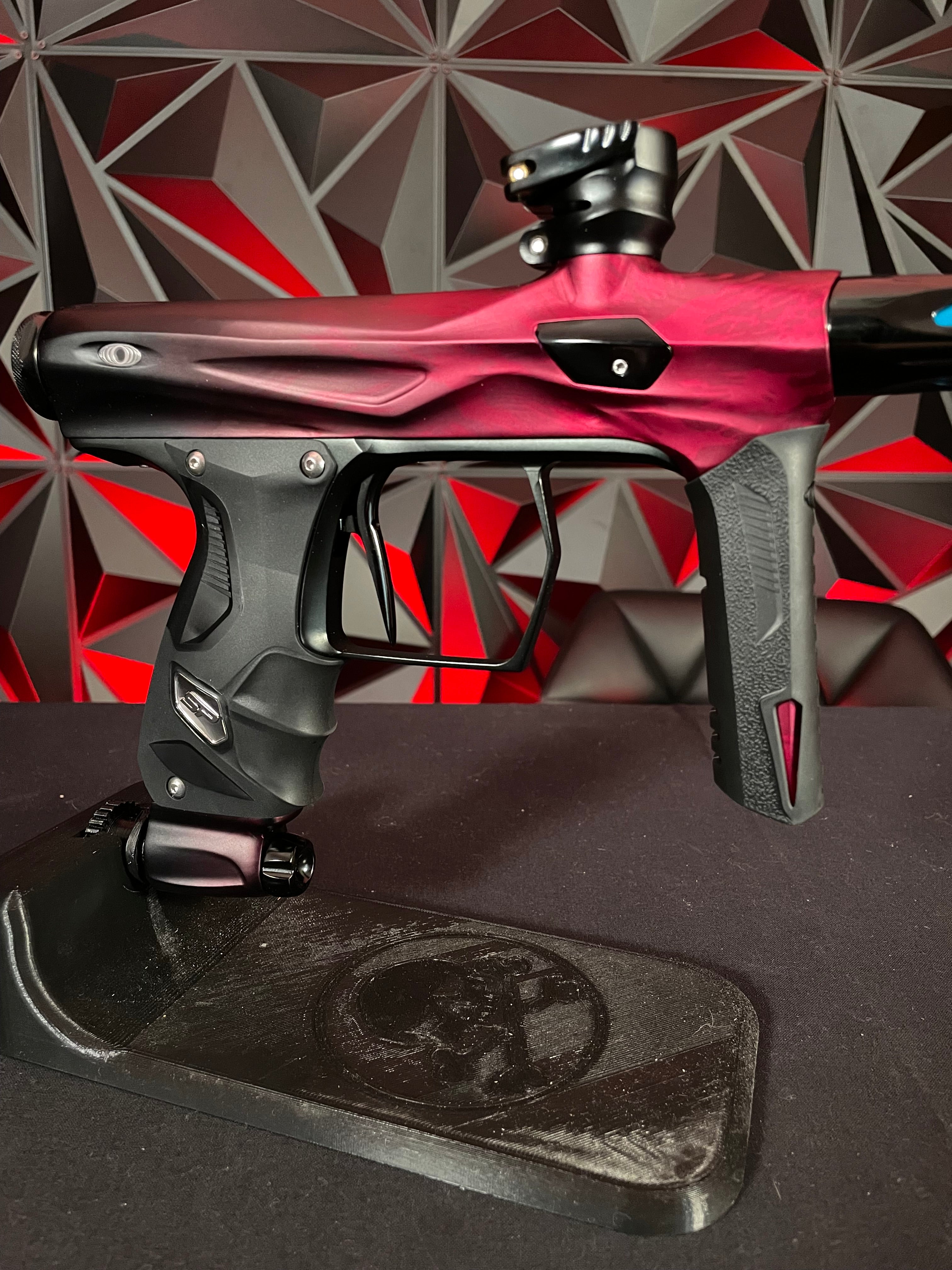 Used Shocker Amp Paintball Gun - LE Brooklyn Bears