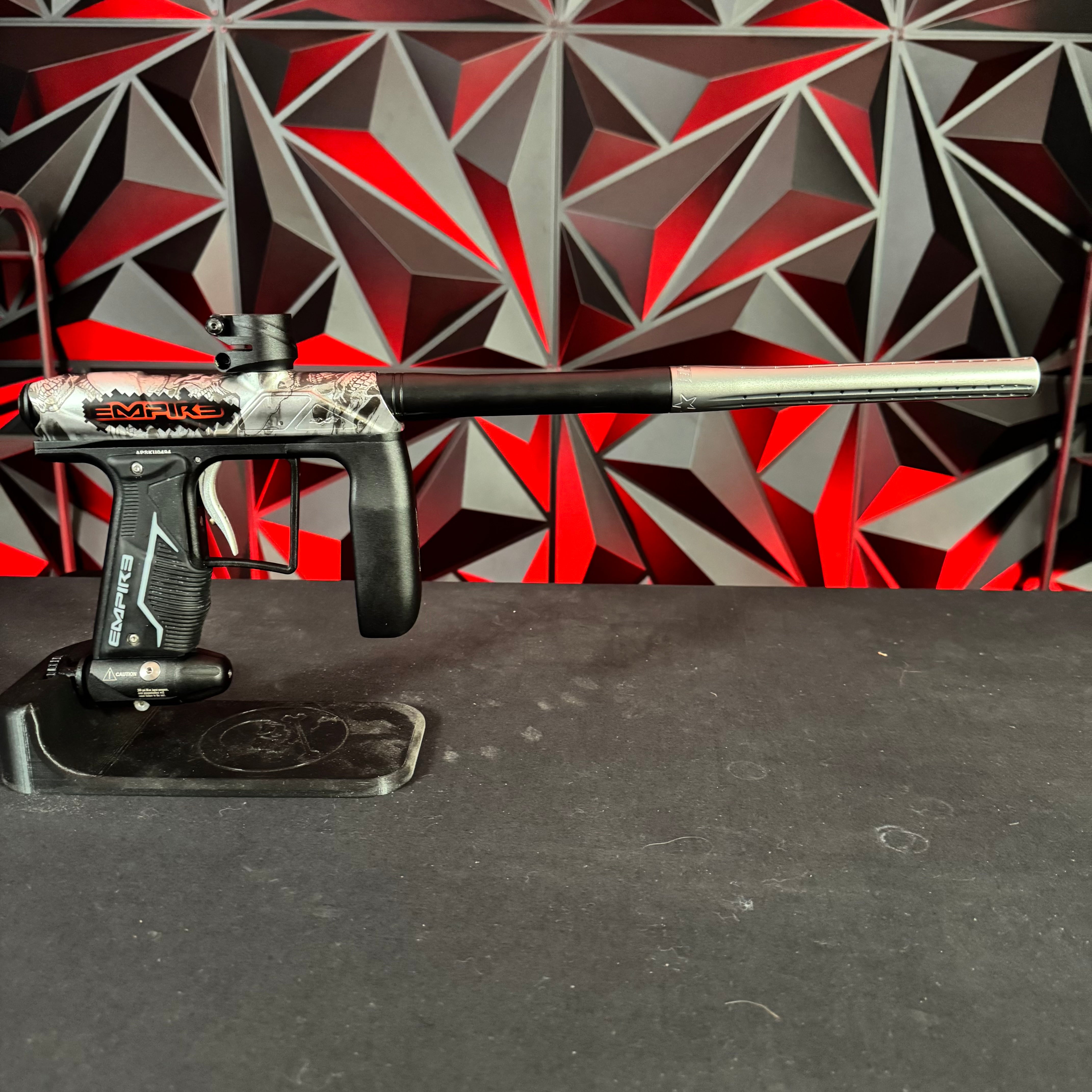 Used Empire Axe Pro Paintball Gun - LE Empire Skulls